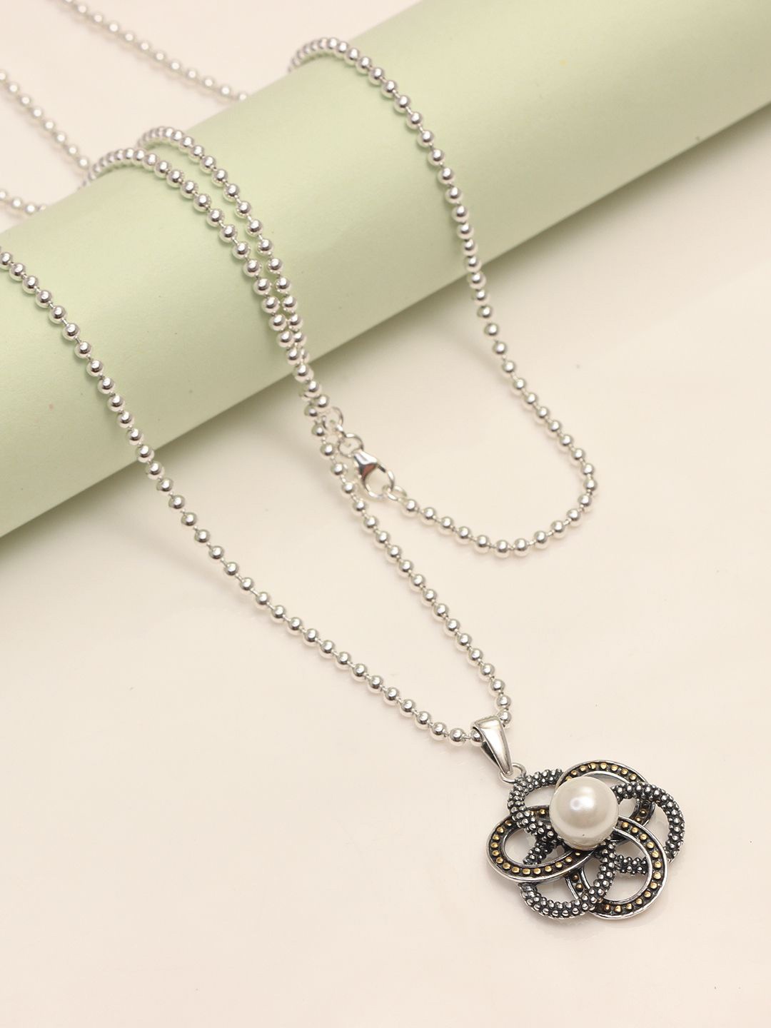 

LeCalla 925 Sterling Silver Silver-Plated Pearls Beaded Floral Shaped Pendants With Chains