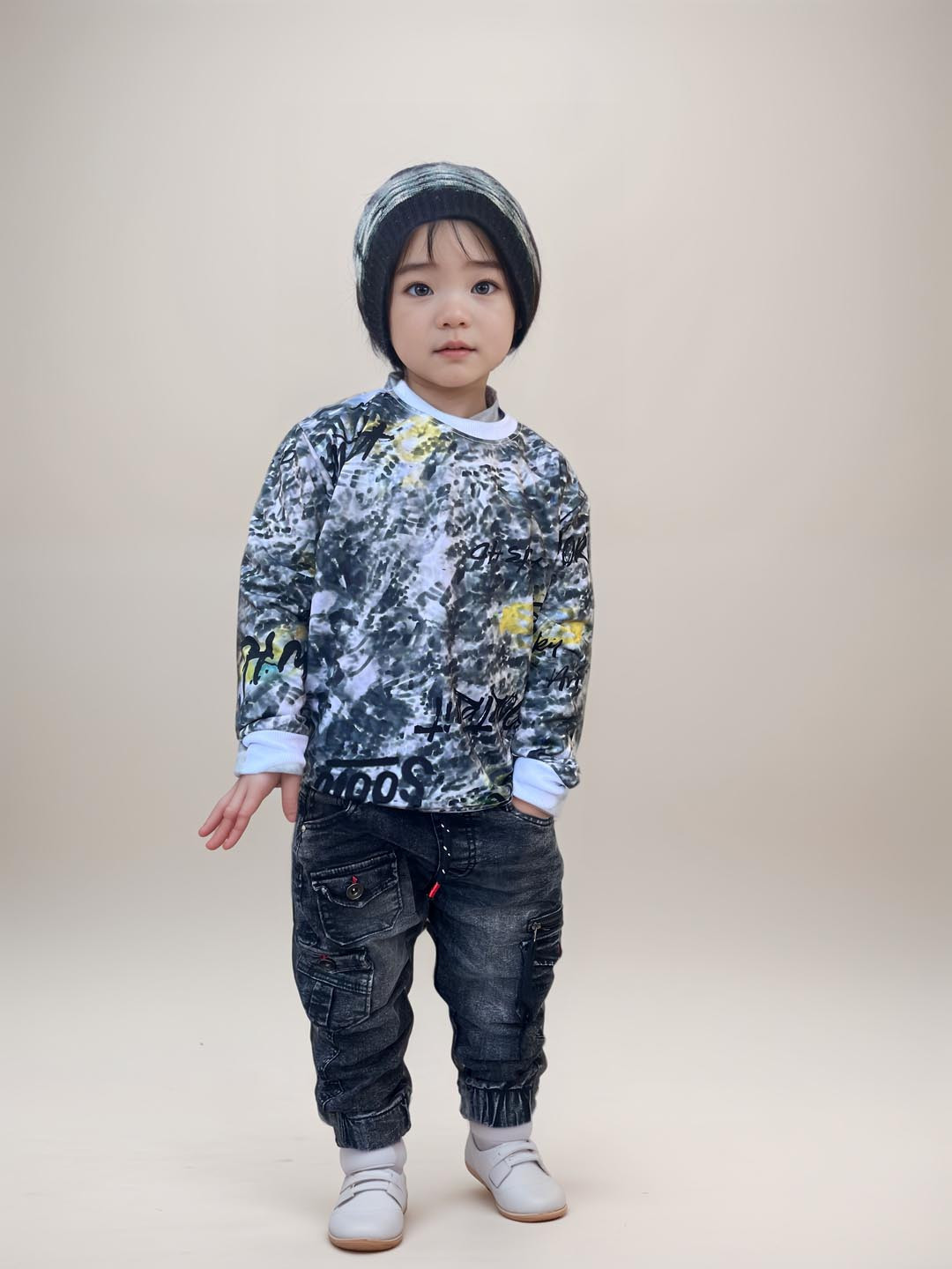 

BAESD Boys Mildly Distressed Light Fade Stretchable Jeans, Grey