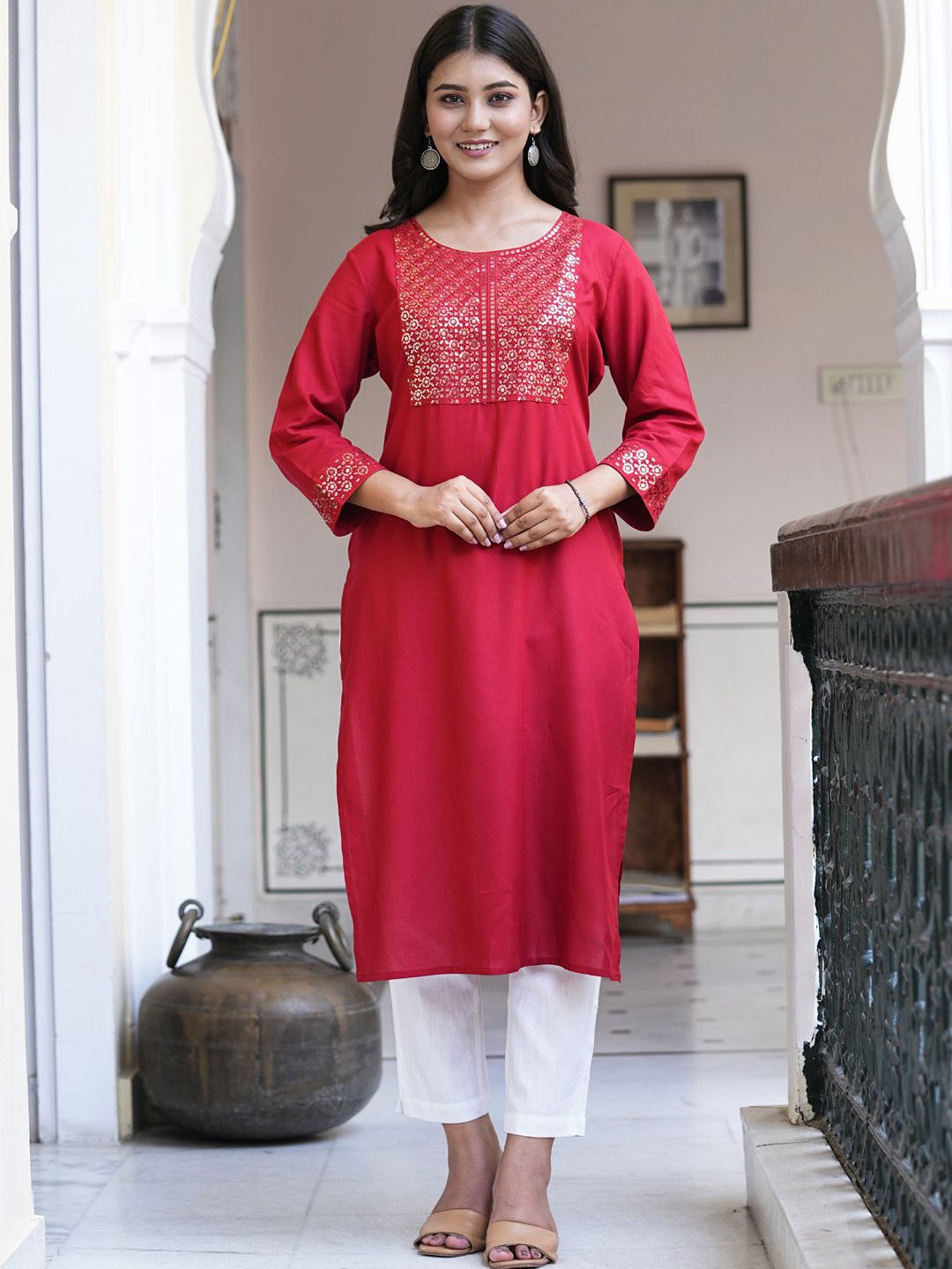

ANNAYEMA APPARELS Floral Sequined Embellished Round Neck Straight Kurta, Red