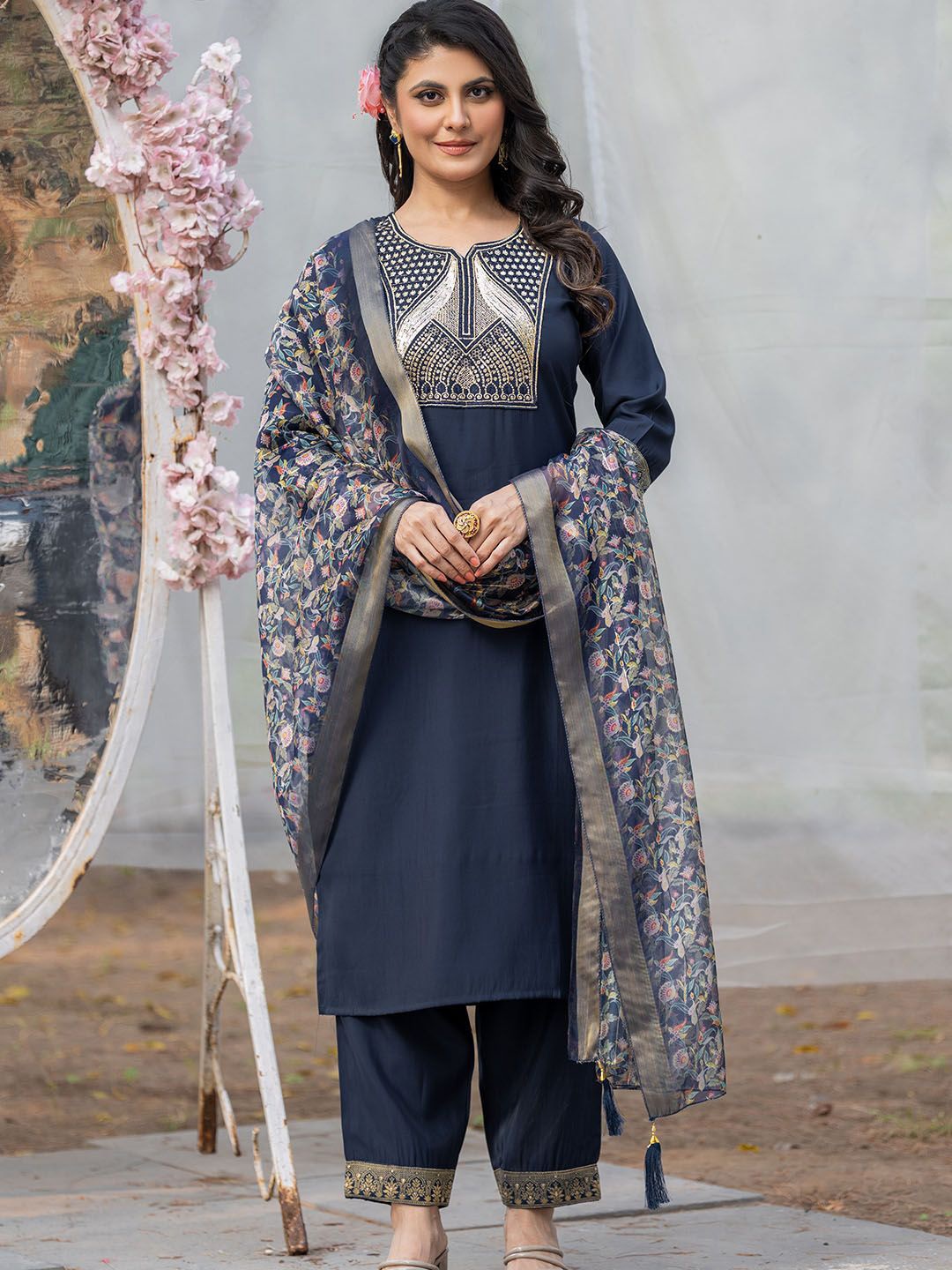 

KALINI Zari Ethnic Motifs Embroidered Notch Neck Straight Kurta With Trousers & Dupatta, Navy blue