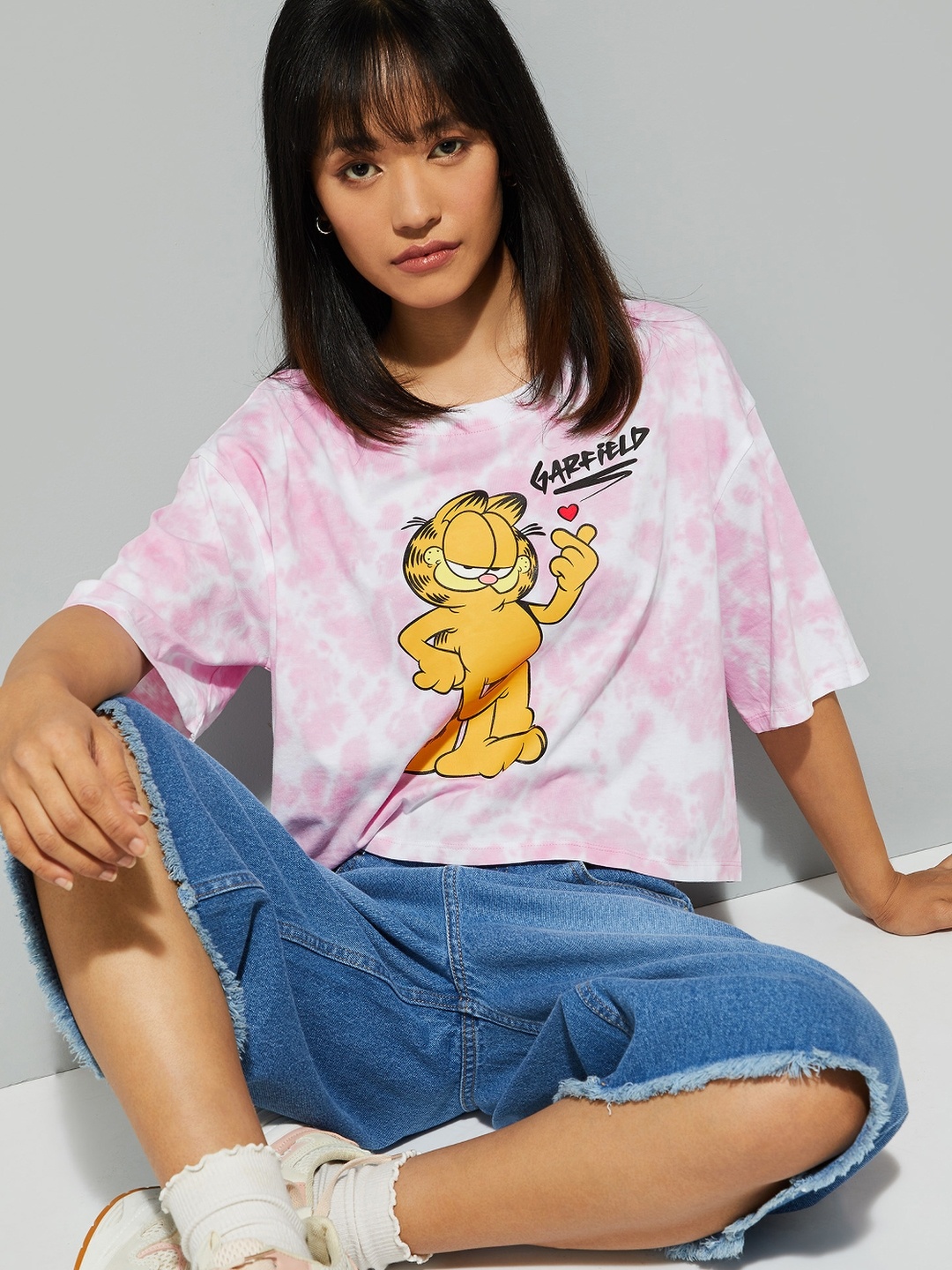 

max Women Garfield Graphic Printed Round Neck Cotton T-shirt, Pink