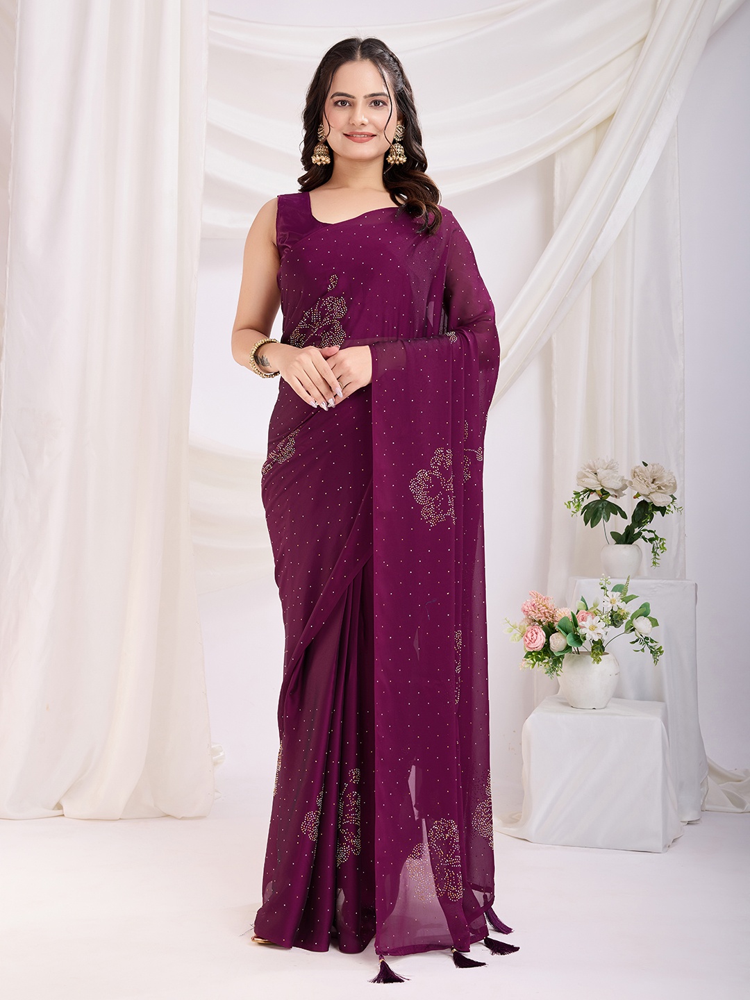 

HERE&NOW Embellished Beads and Stones Ready to Wear Saree, Purple