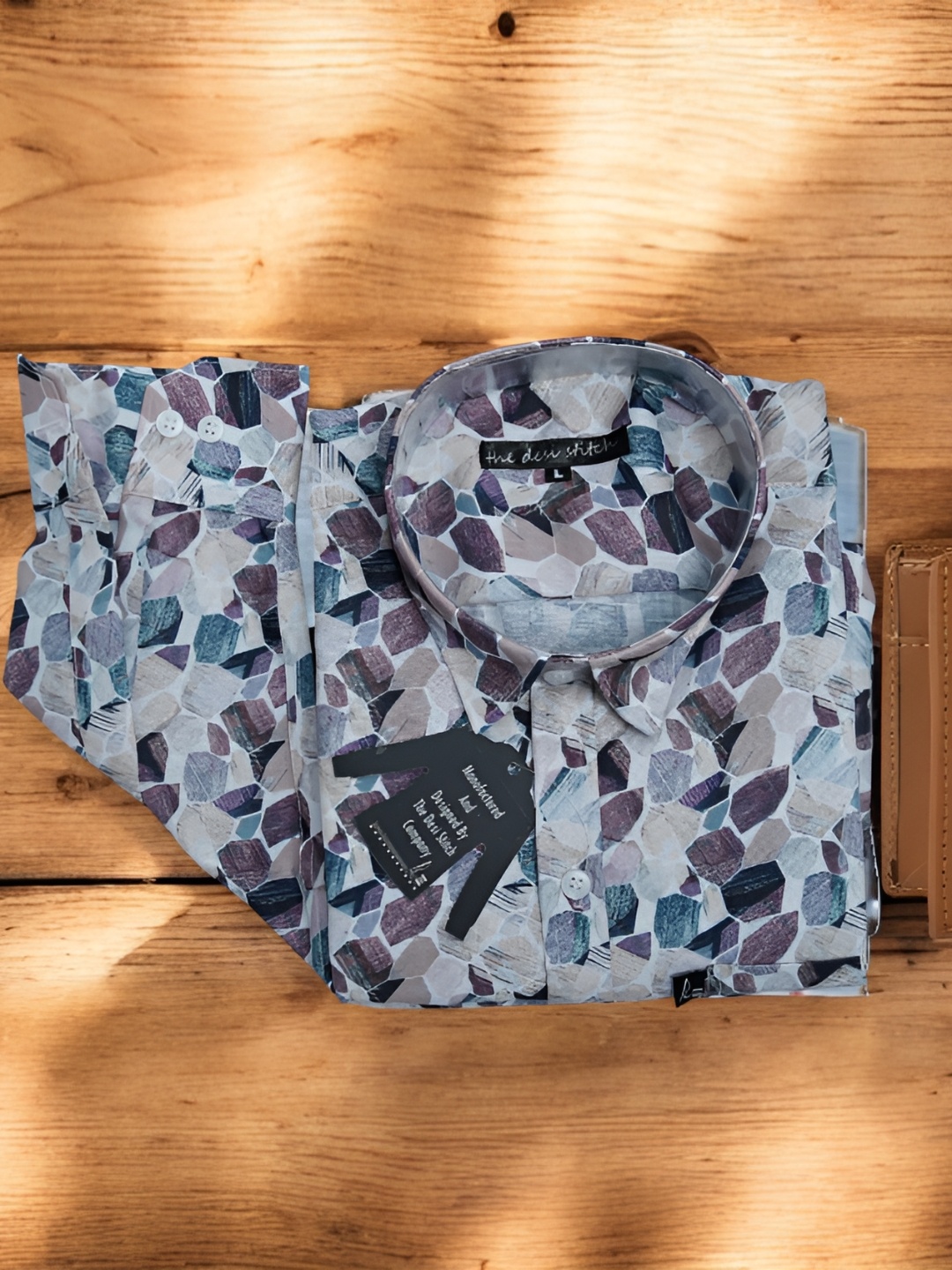 

Anikmart 2 Pieces Abstract Printed Cotton Shirt With Leather Wallet, Blue