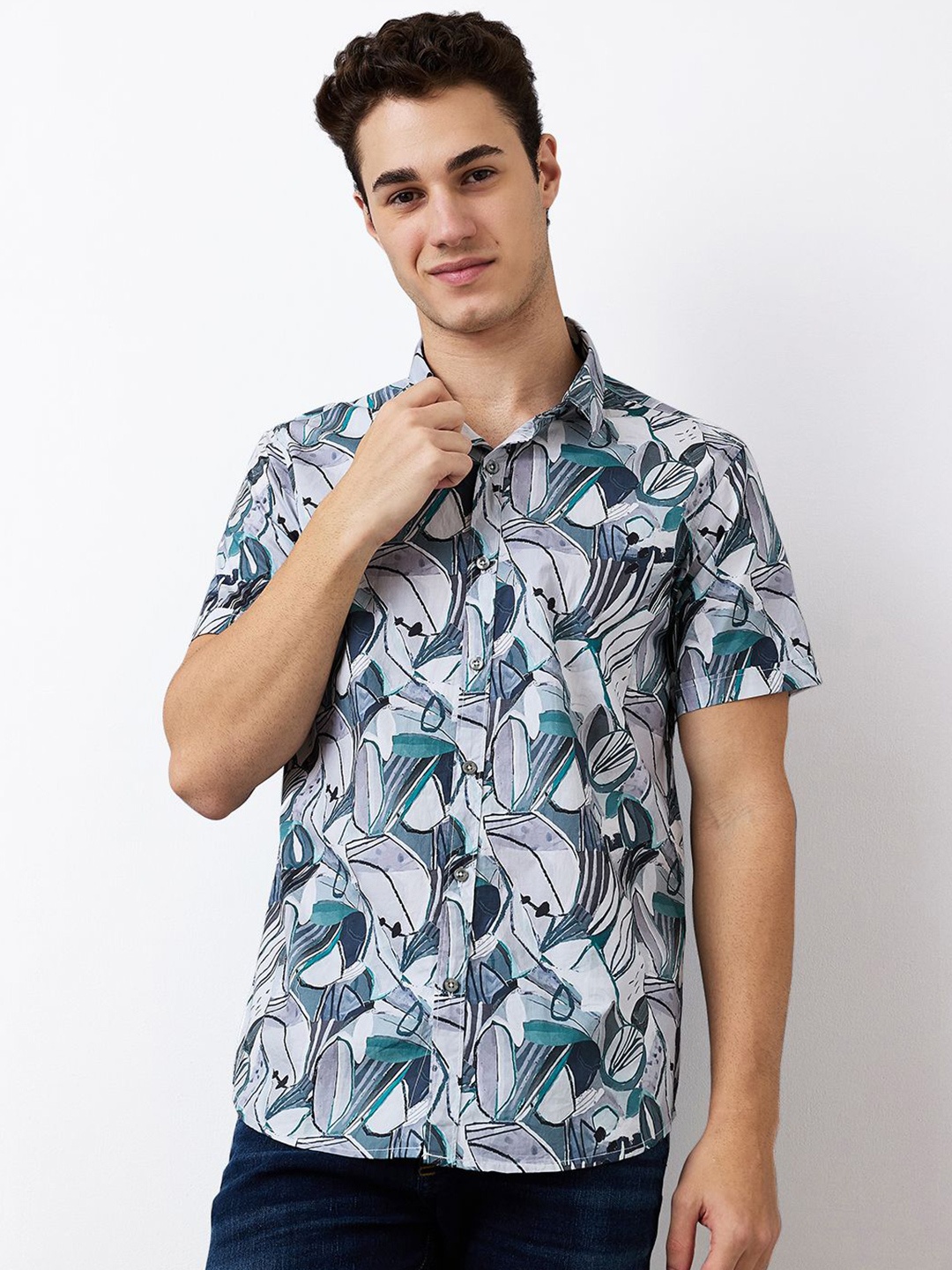 

SPYKAR Men Spread Collar Abstract Printed Cotton Casual Shirt, Green