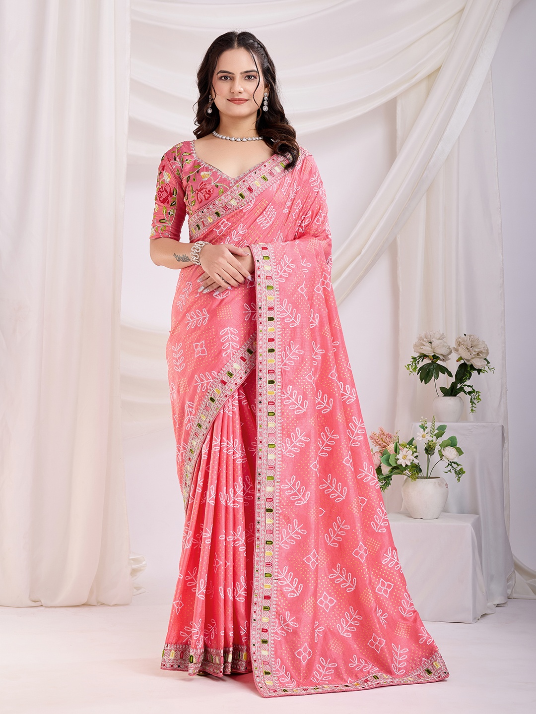 

HERE&NOW Embroidered Bandhani Saree, Peach