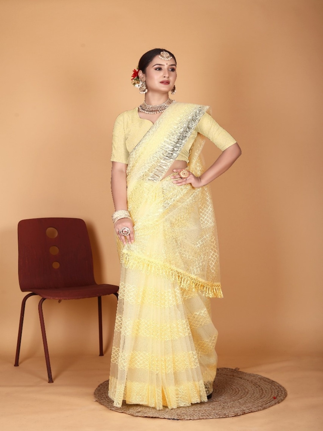 

VRAGI Embellished Organza Saree, Yellow