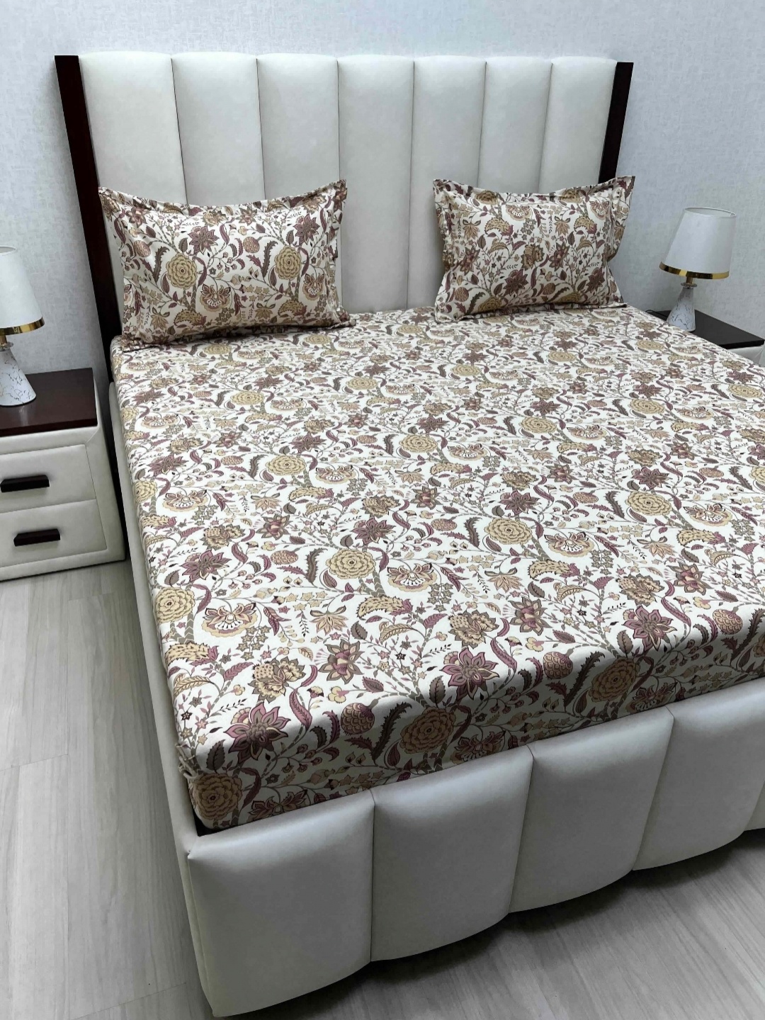 

Pure Decor White & Brown Ethnic Motifs 220 TC Queen Bedsheet with 2 Pillow Covers