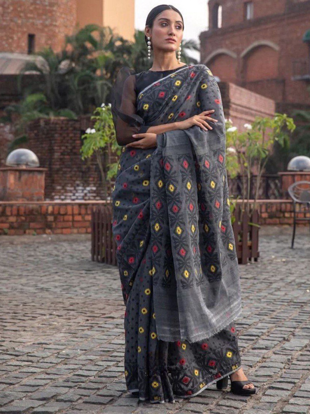 

bansari textiles Ethnic Motifs Woven Design Kota Saree, Grey