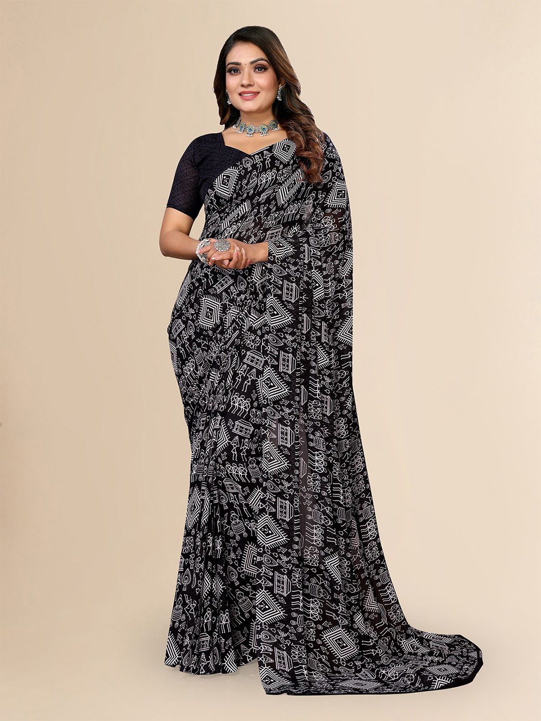 

Moda Rapido Ethnic Motifs Printed Saree With Blouse Piece, Black