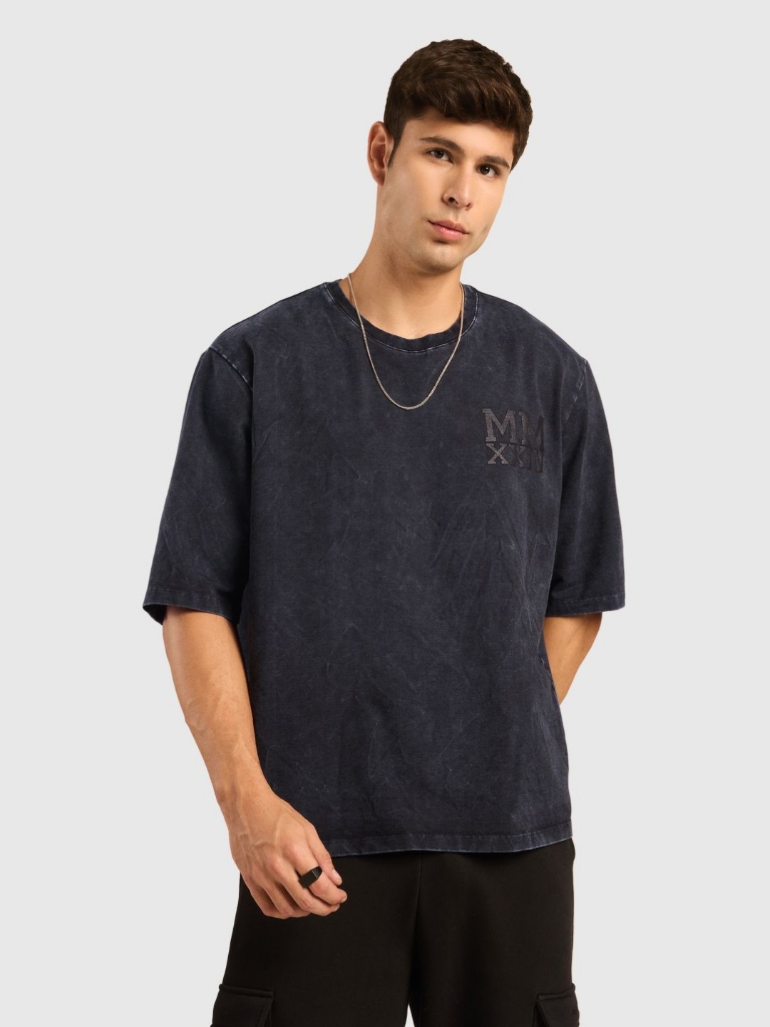 

Musclemind Men Typography Printed Round Neck Cotton Oversized T-shirt, Charcoal