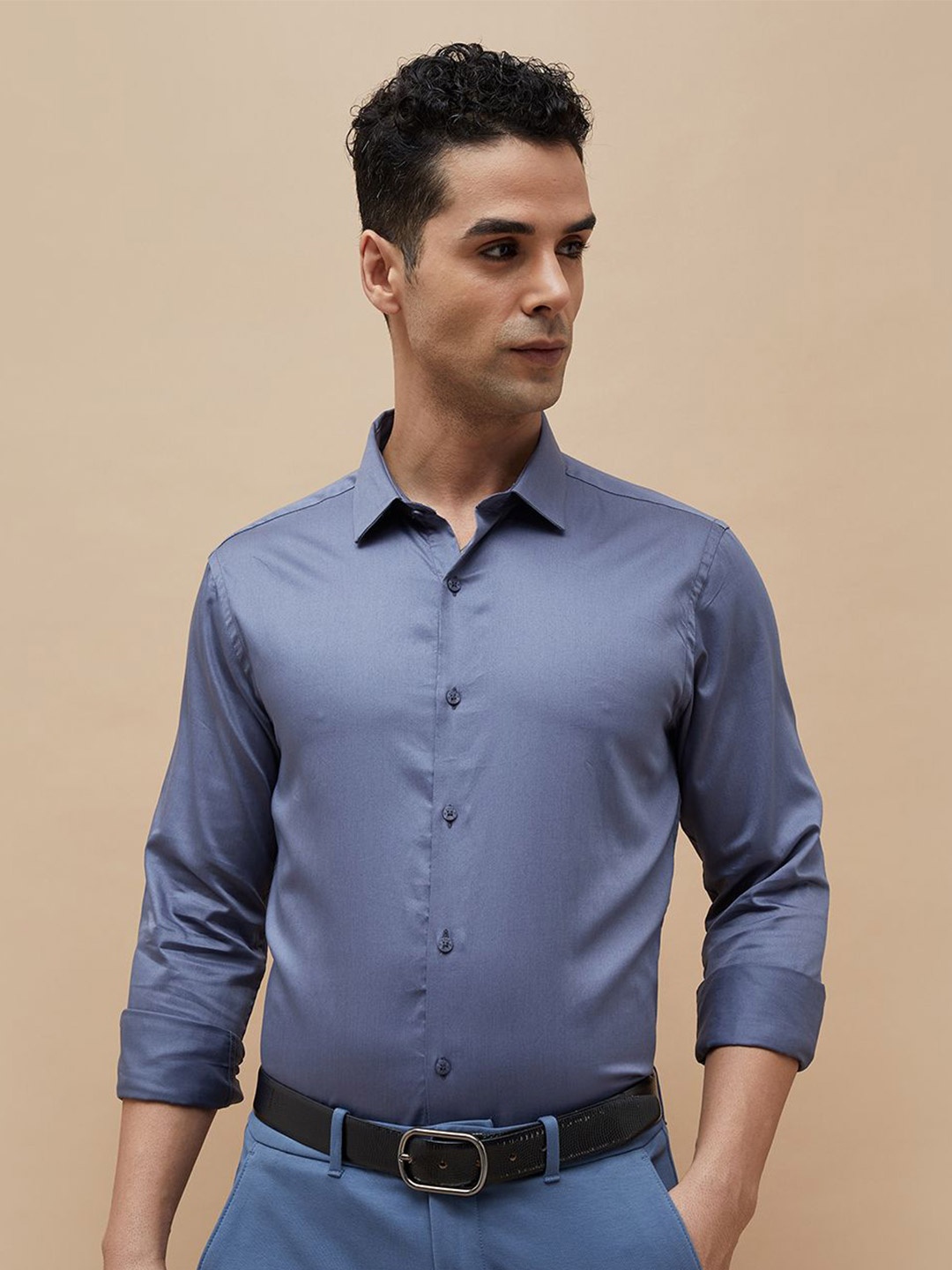 

CODE by Lifestyle Men Slim Fit Spread Collar Solid Cotton Formal Shirt, Blue
