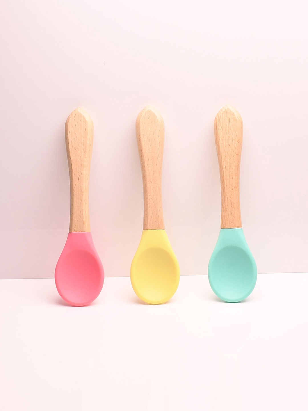 

The Little Lookers 3-Pcs Pink & Green Silicone Spoon With Bamboo Handle, Red