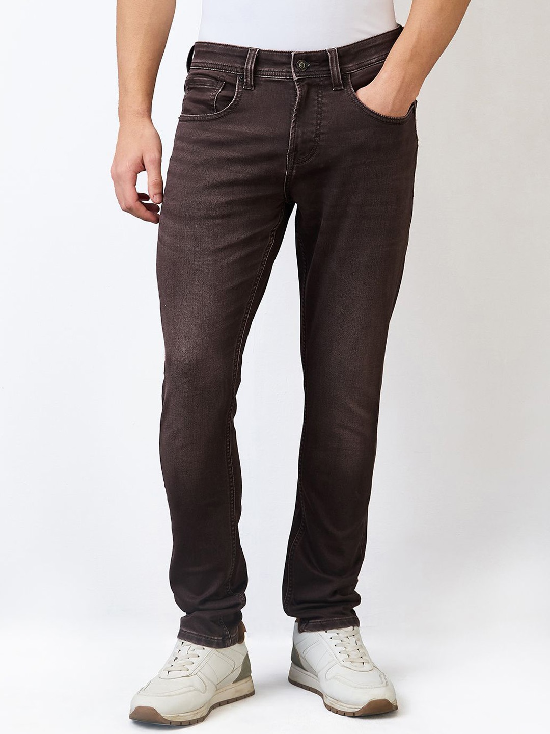 

SPYKAR Men Slim Fit Low-Rise Jeans, Brown