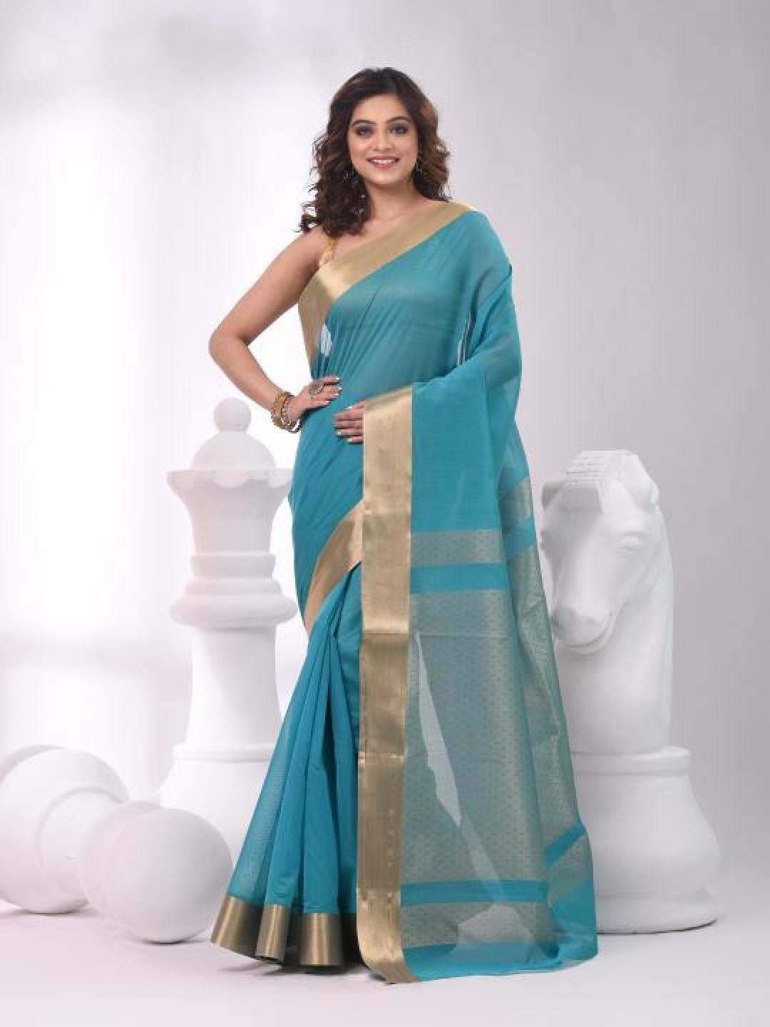 

VIBHAVARI Zari Saree, Blue