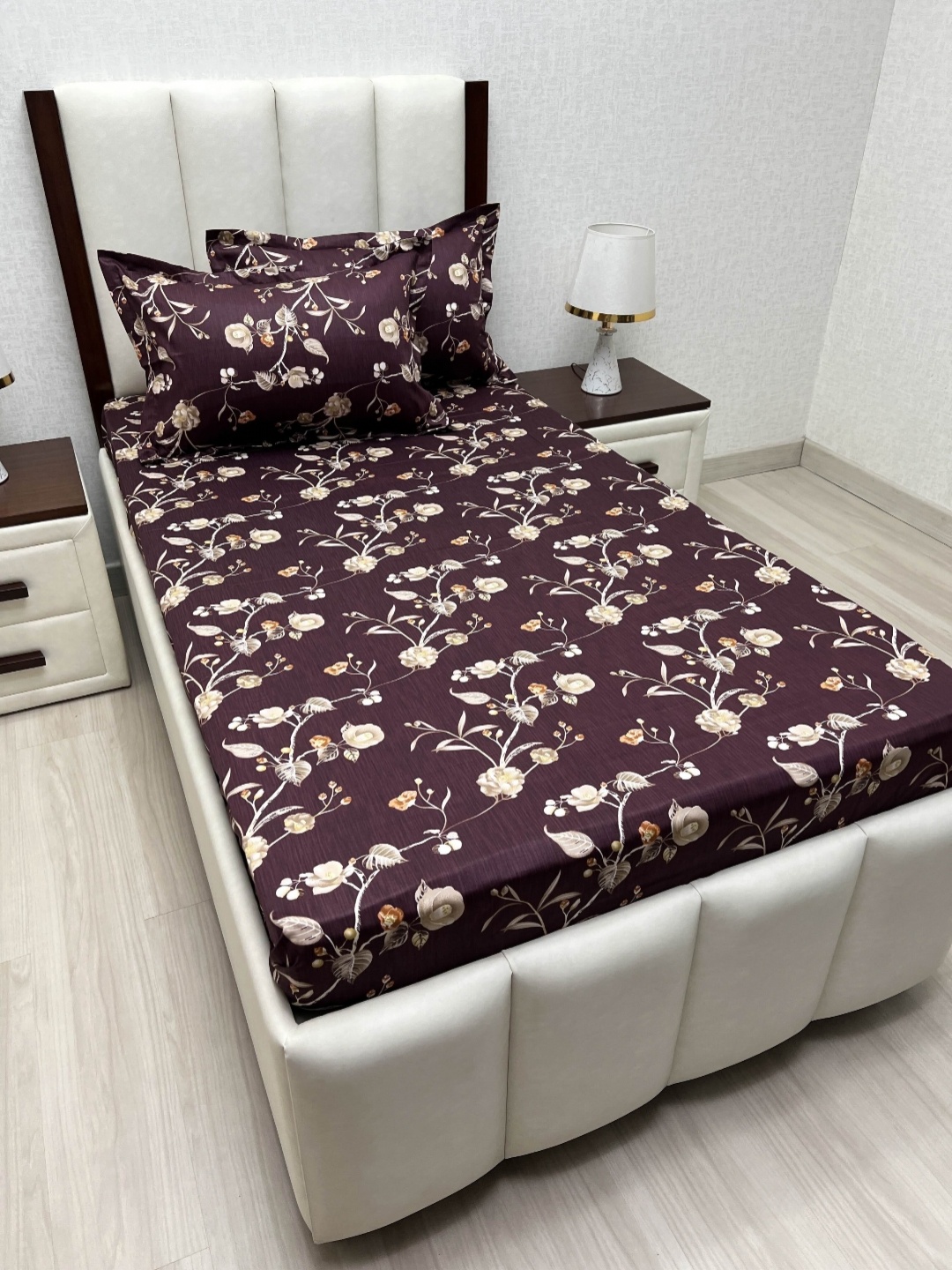 

Pure Decor Lounge Fur Purple Floral 300 TC Pure Cotton Single Bedsheet Set1.73 m x 2.36 m