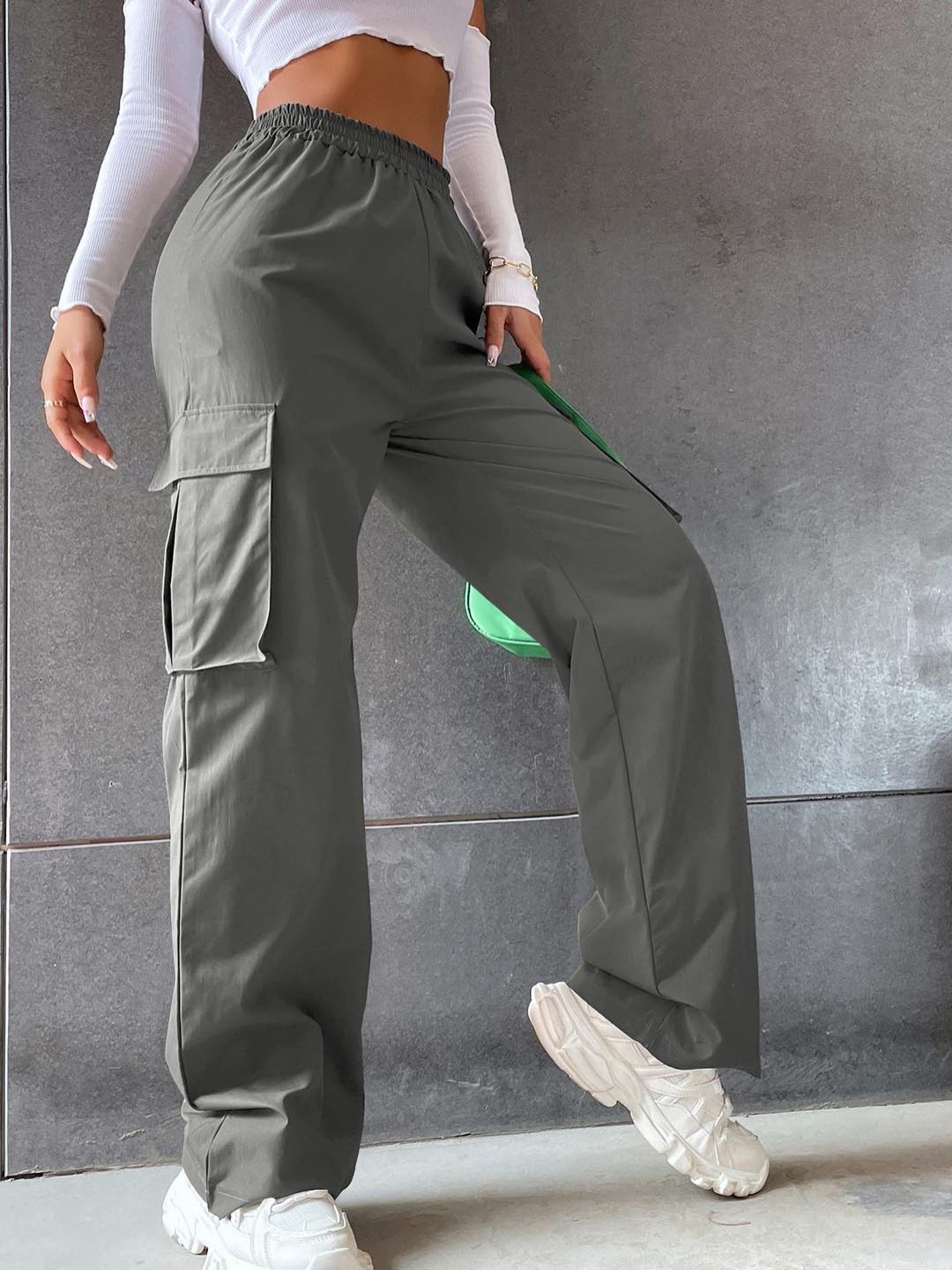 

SHINE N SHOW Women Relaxed High-Rise Easy Wash Cargos Trousers, Grey
