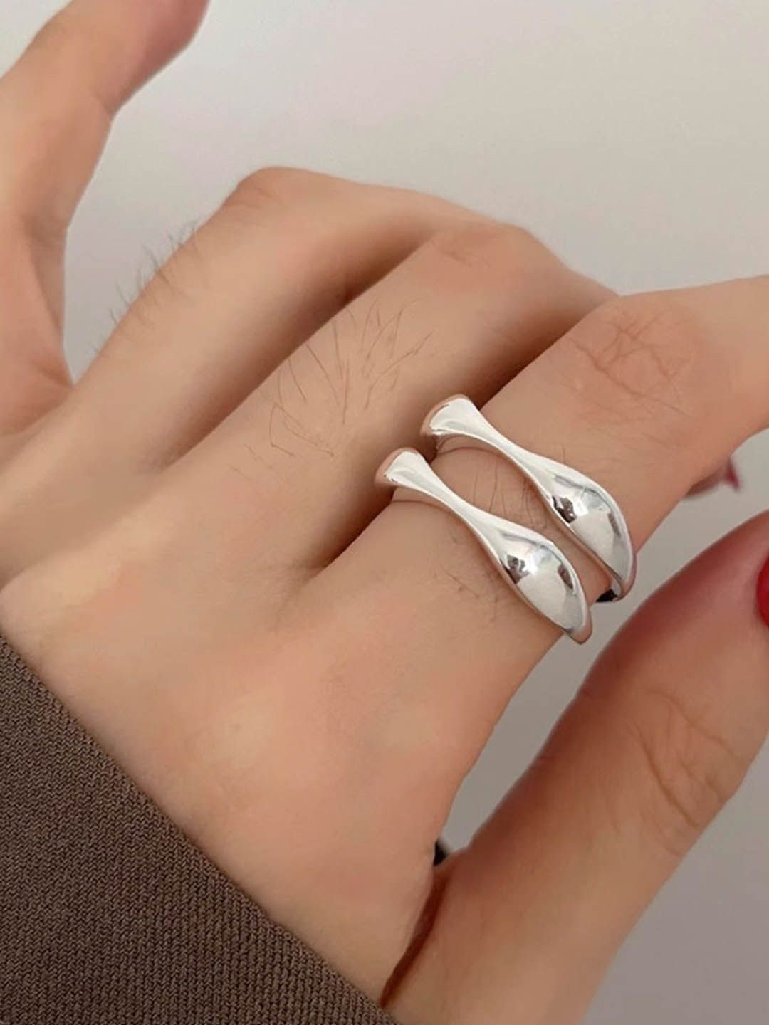 

StyleCast Silver-Plated Double Layered Finger Ring