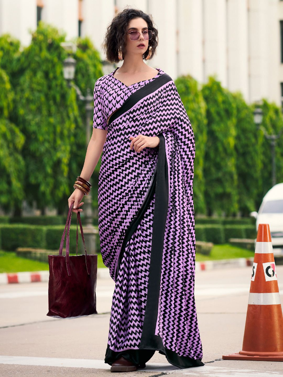 

Mitera Satin Printed Saree With Unstitched Blouse Piece, Lavender