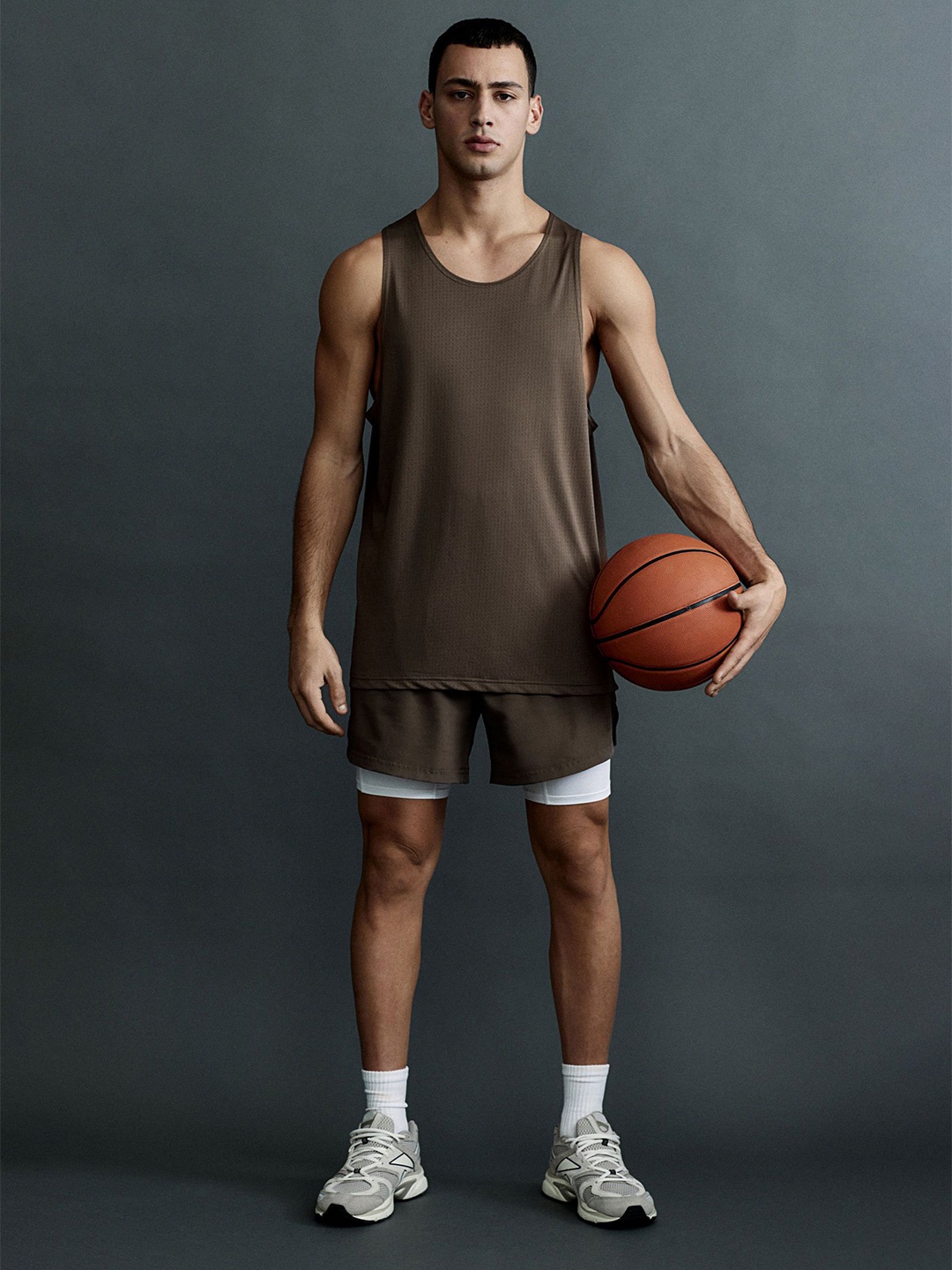 

H&M Regular Fit Sports Vest Top With Drymove, Brown