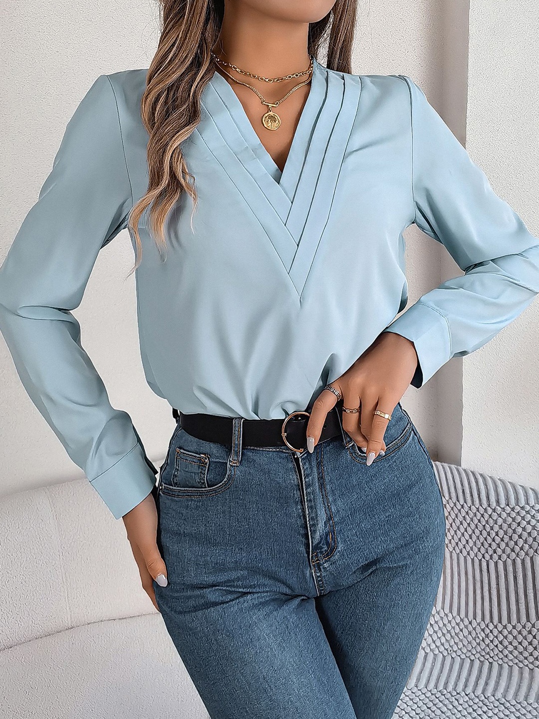 

StyleCast x Revolte Solid V Neck Cuffed Sleeves Shirt Style Top, Blue