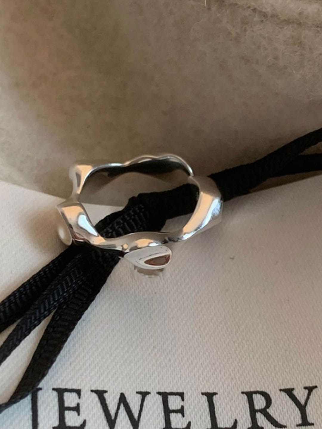 

StyleCast Elegant Silver-Toned Quirky Shaped Finger Ring
