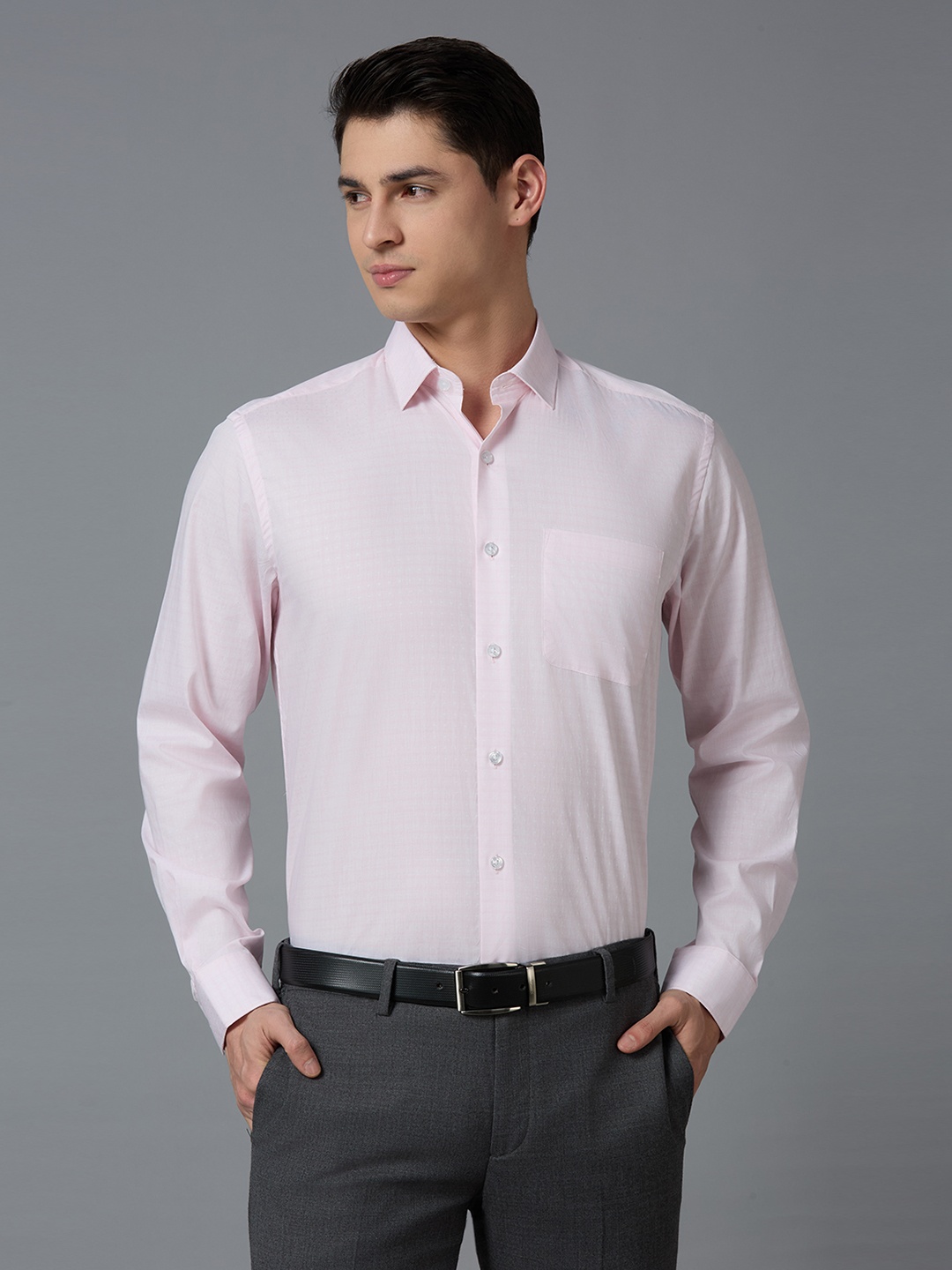 

Reid & Taylor Men India Slim Fit Spread Collar Checked Cotton Formal Shirt, White