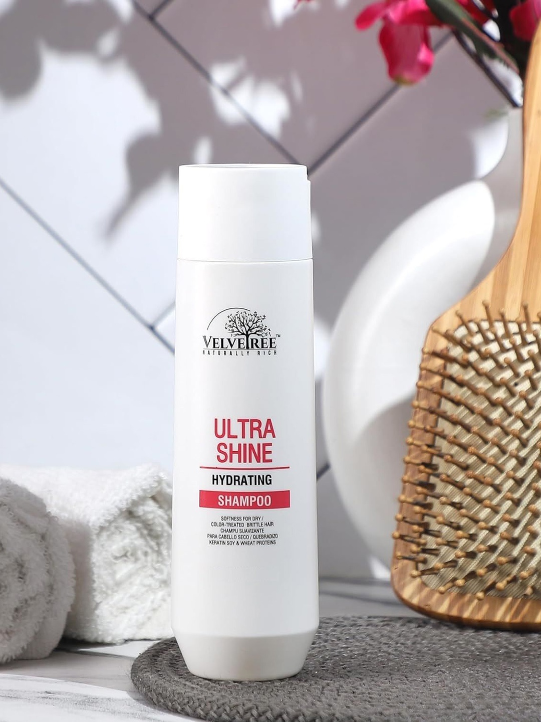 

Velvetree Ultra Shine Hydrating After Treatmenst Shampoo - 250 ml, White