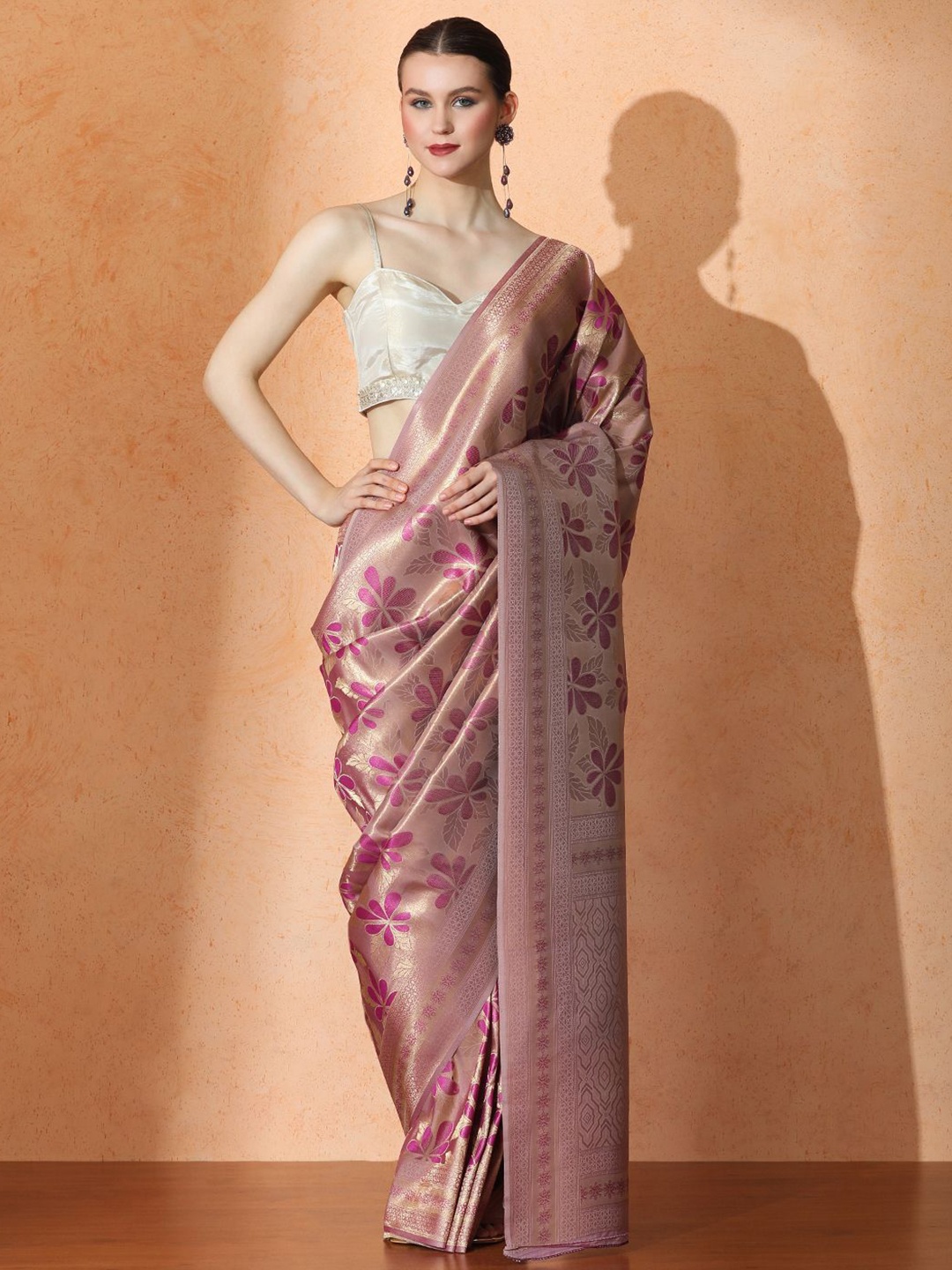 

SARHA Woven Design Kanjeevaram Saree, Gold