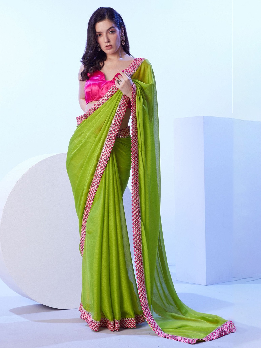 

MySilkLove Women Embroidered Saree With Blouse Piece, Green