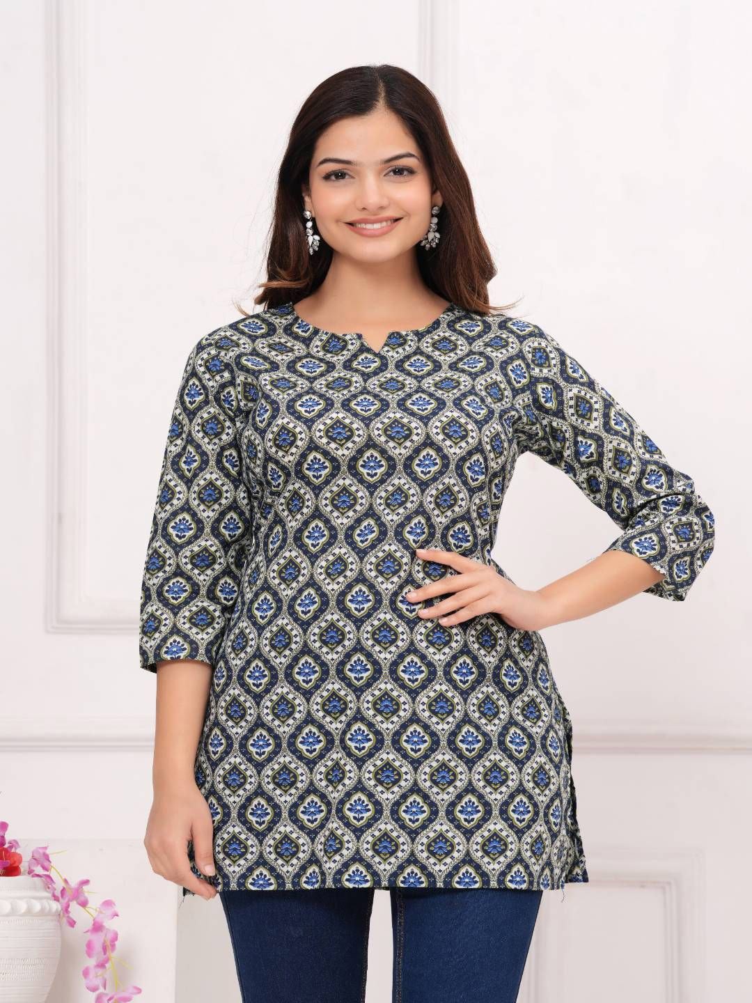 

WESTERN COTTON Women Ethnic Motifs Printed Pure Cotton Kurti, Blue
