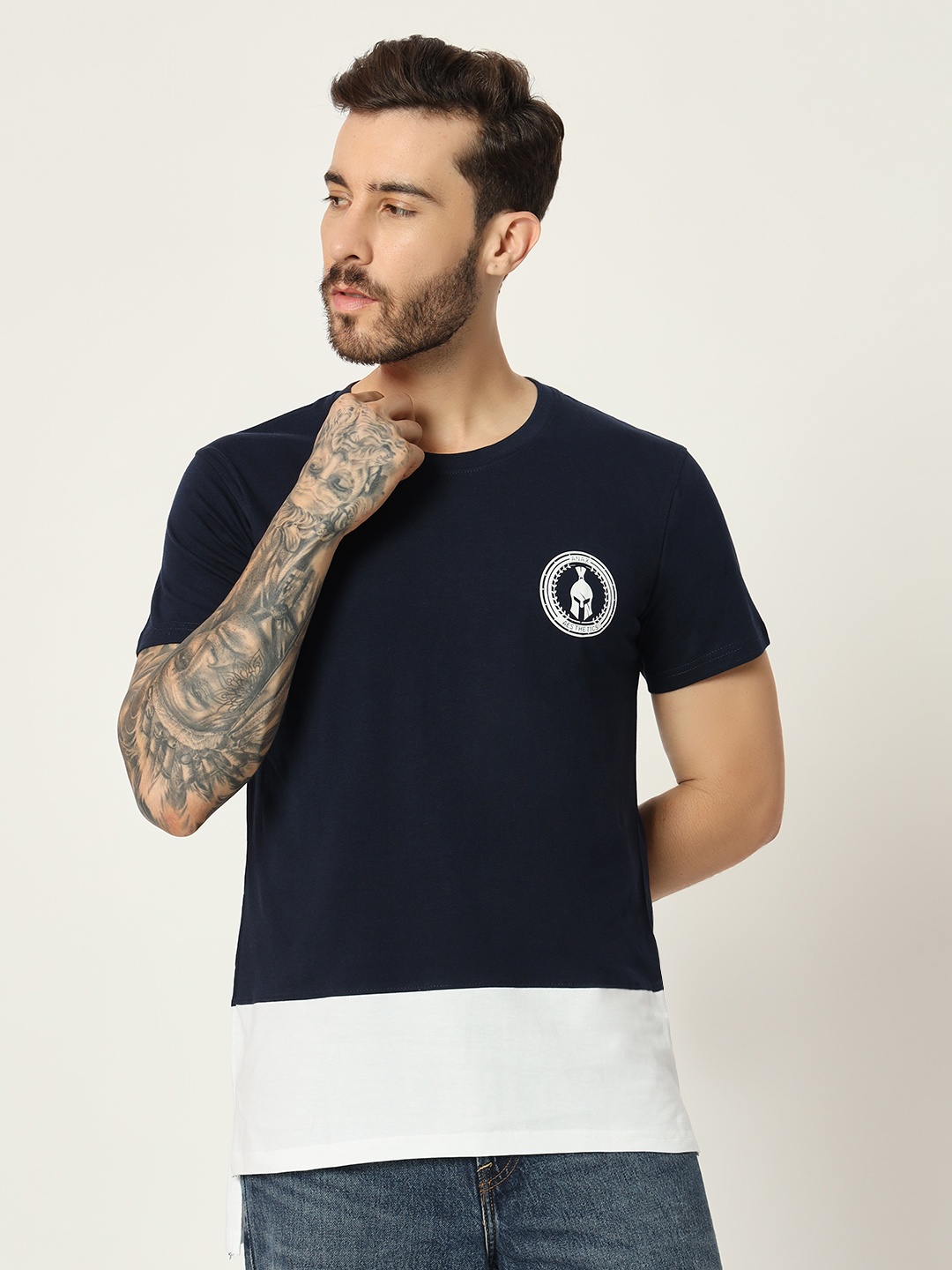 

Anax Aesthetics Men Colourblocked Round Neck Cotton T-shirt, Navy blue