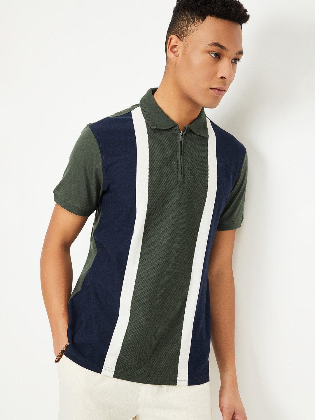 

max Men Colourblocked Polo Collar Cotton T-shirt, Olive