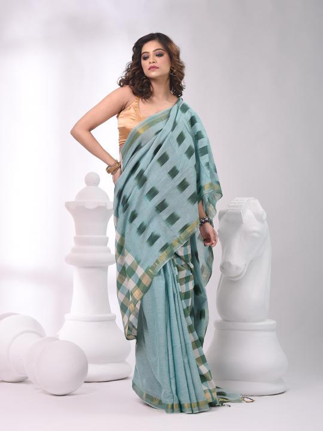 

VIBHAVARI Pure Cotton Saree, Green