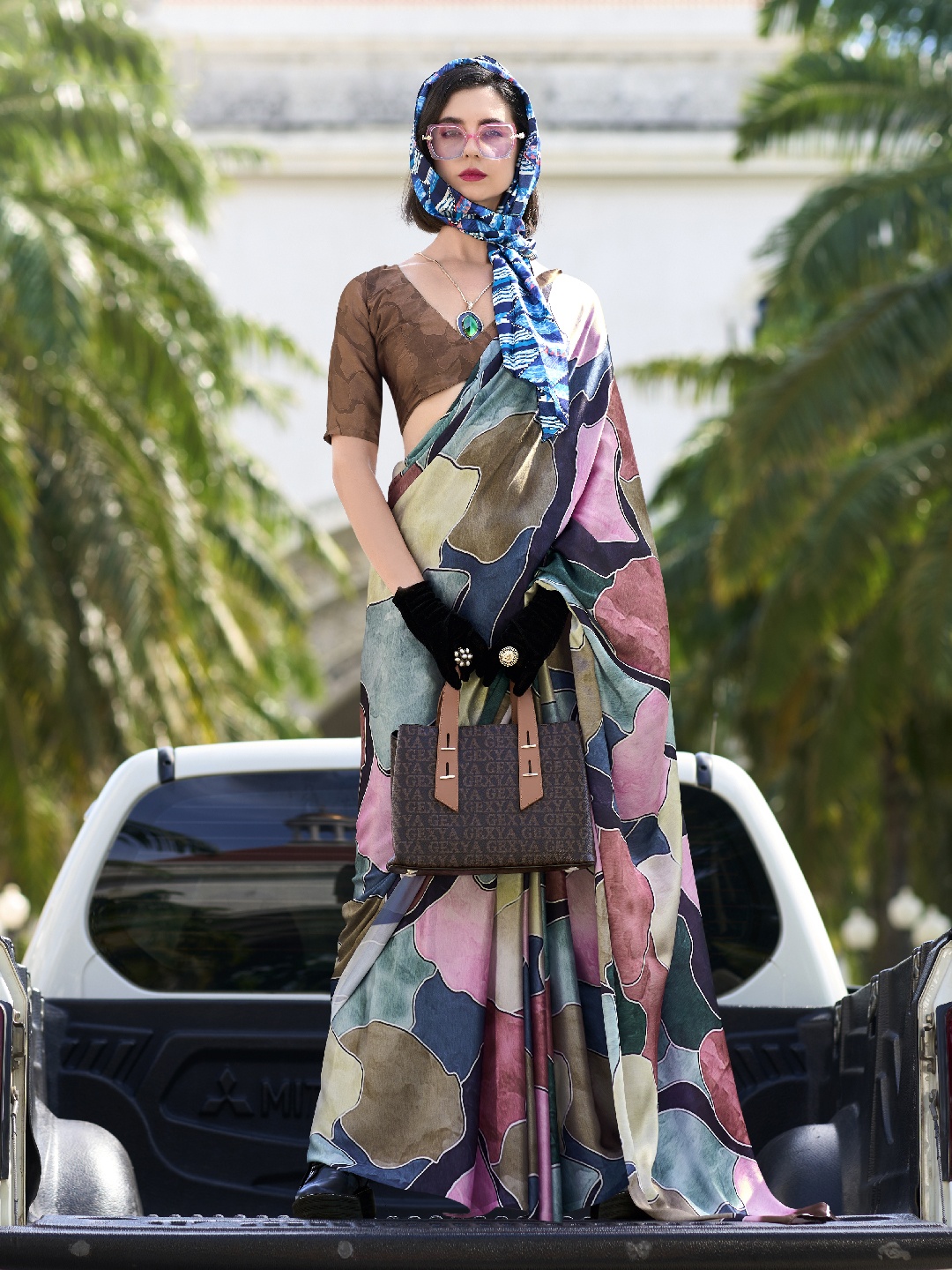

Panzora Satin Saree, Brown