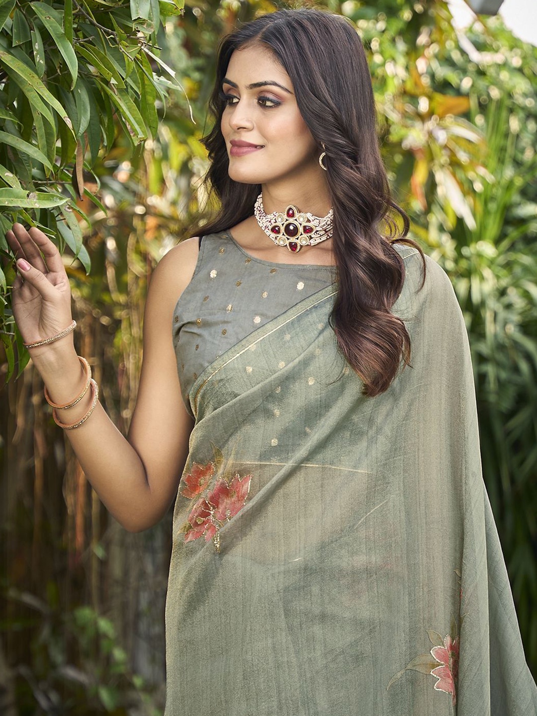 

Ethnielle Tissue Floral Print Saree For Women With Unstitched Blouse Piece, Green