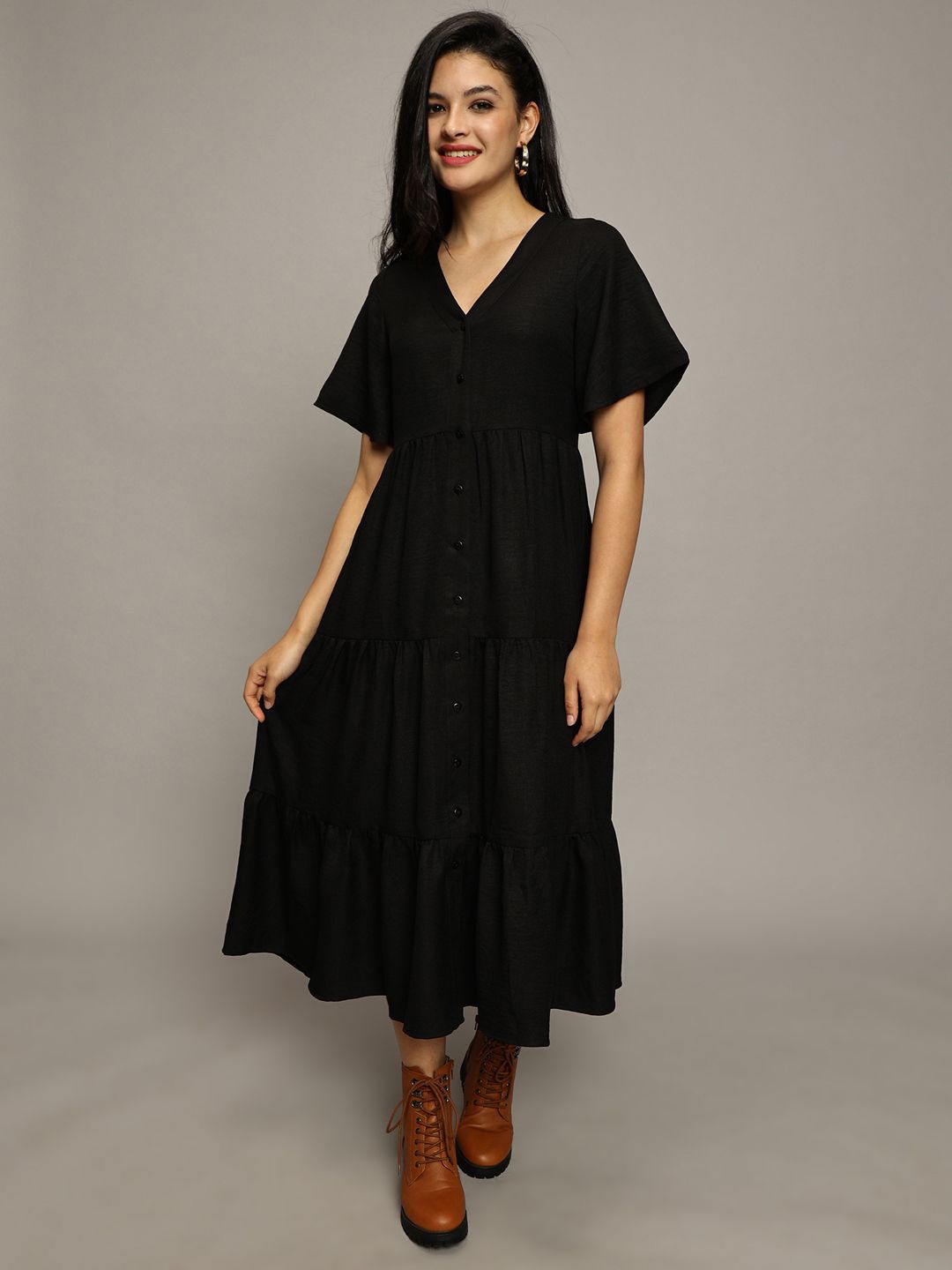 

The Roadster Lifestyle Co V-Neck Tiered Fit and Flare Midi Dress, Black