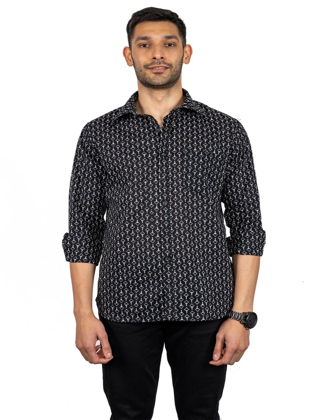 

Style Matters Men Standard Fit Spread Collar Geometric Printed Cotton Casual Shirt, Black