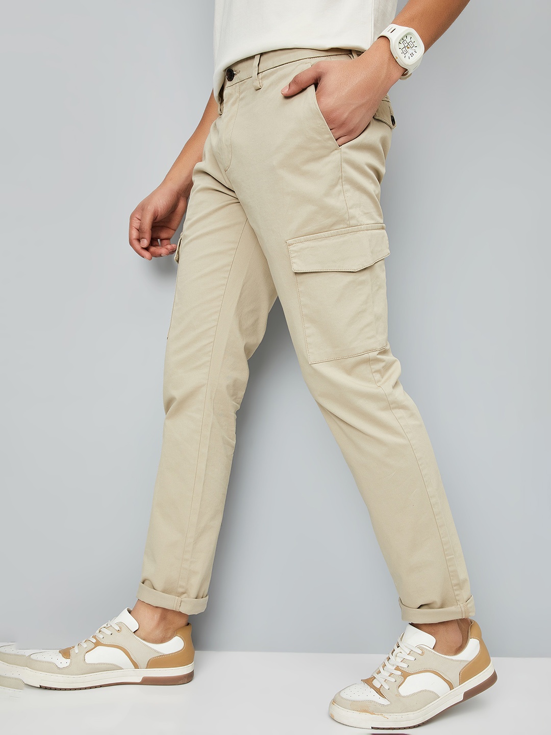 

max Men Cargos Trousers, Beige