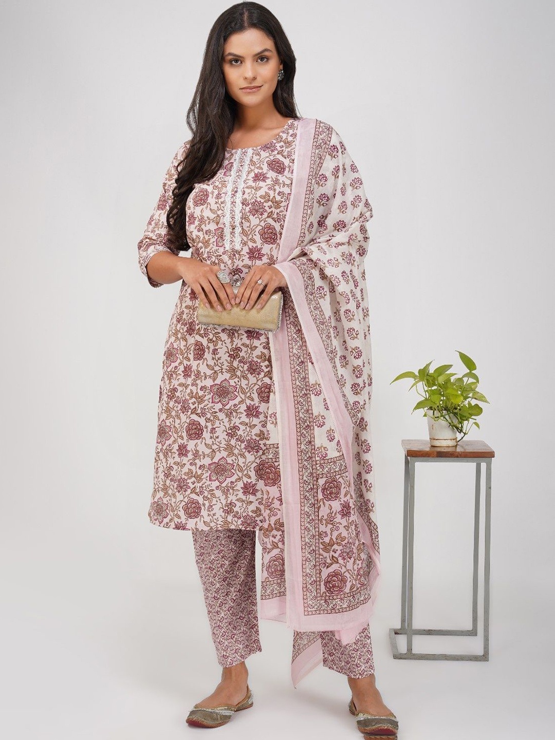 

Bluenixie Floral Printed Round Neck Straight Kurta With Trouser And Dupatta, Pink