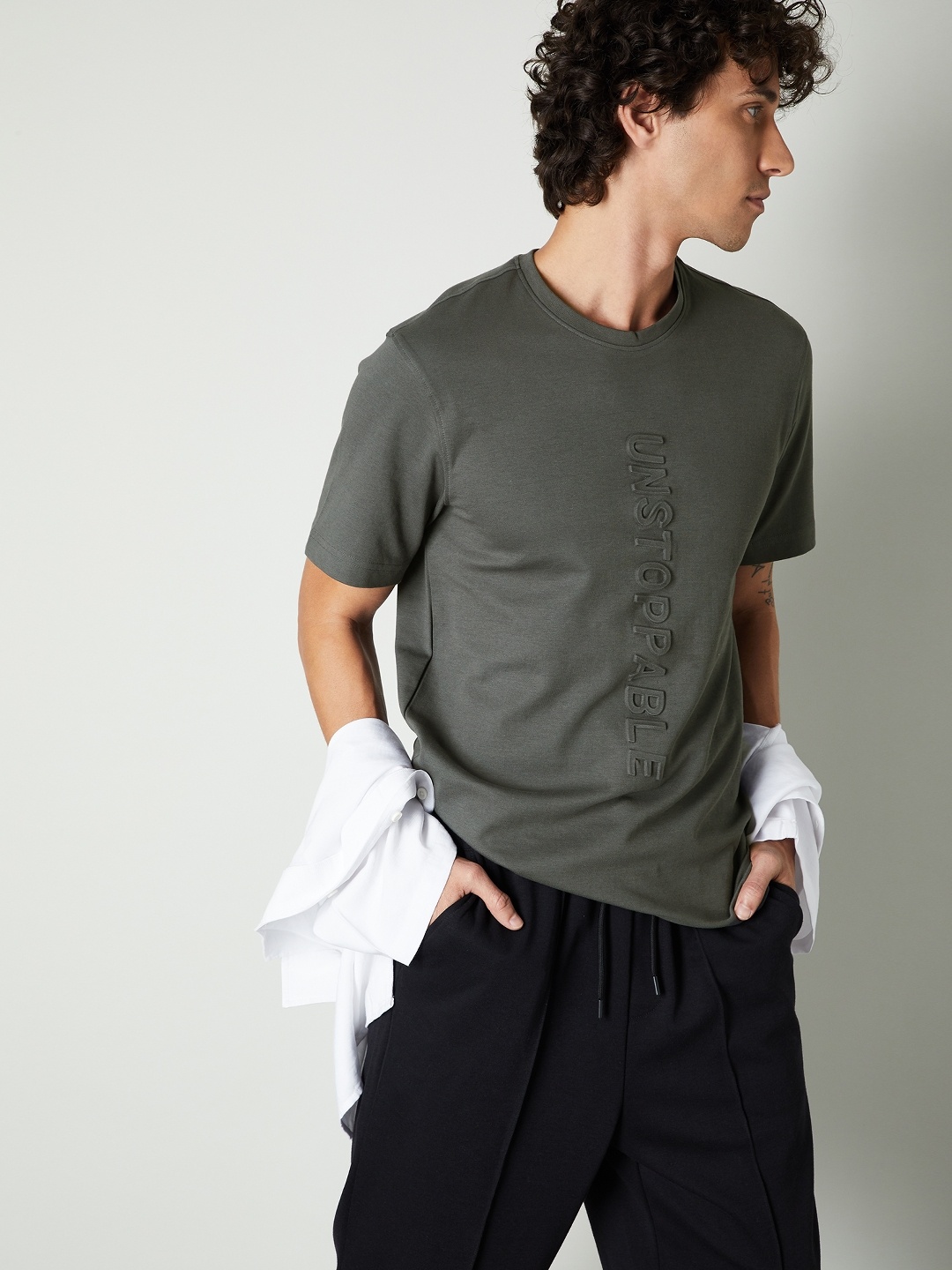 

max Men Typography Printed Round Neck Cotton T-shirt, Grey