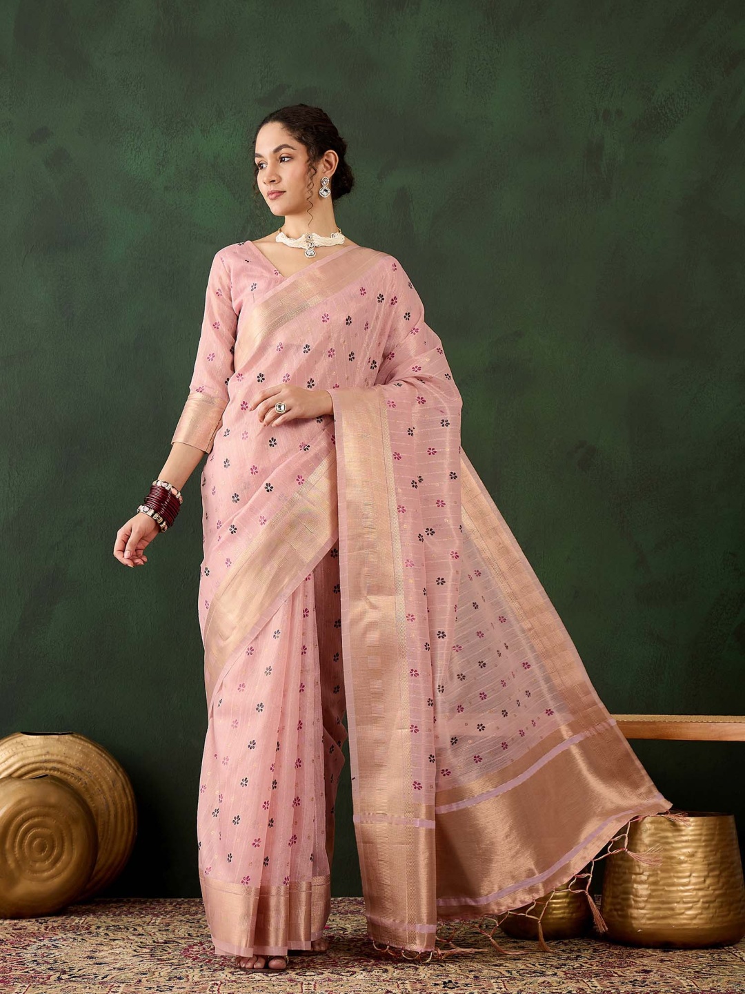

DEVATITHI Woven Design Zari Organza Saree, Peach
