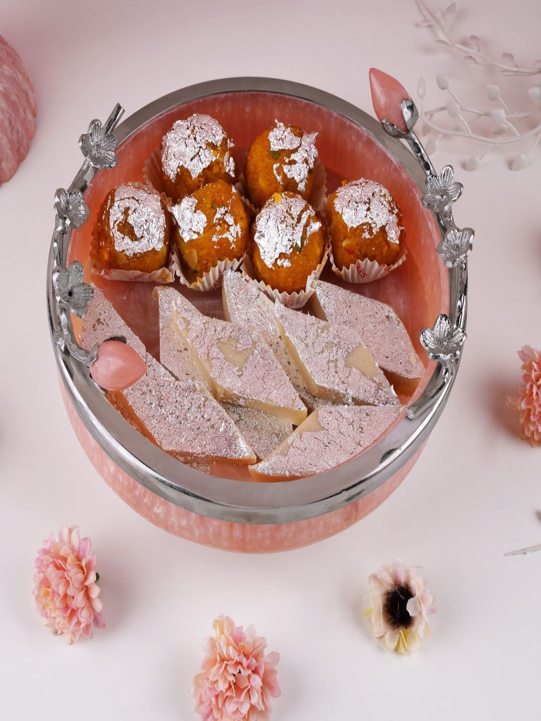 

THE HOME CO. Pink and Silver-Toned Resin Easy to Clean Food Platter