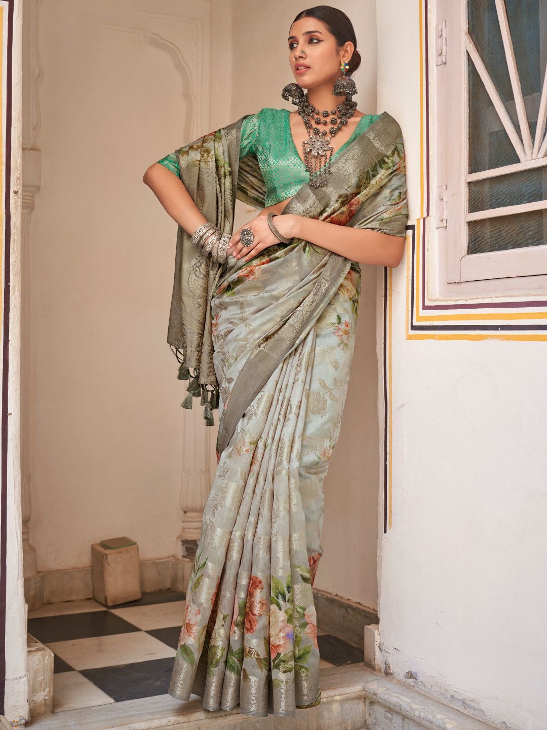 

Mitera Woven Design Zari Saree, Sea green
