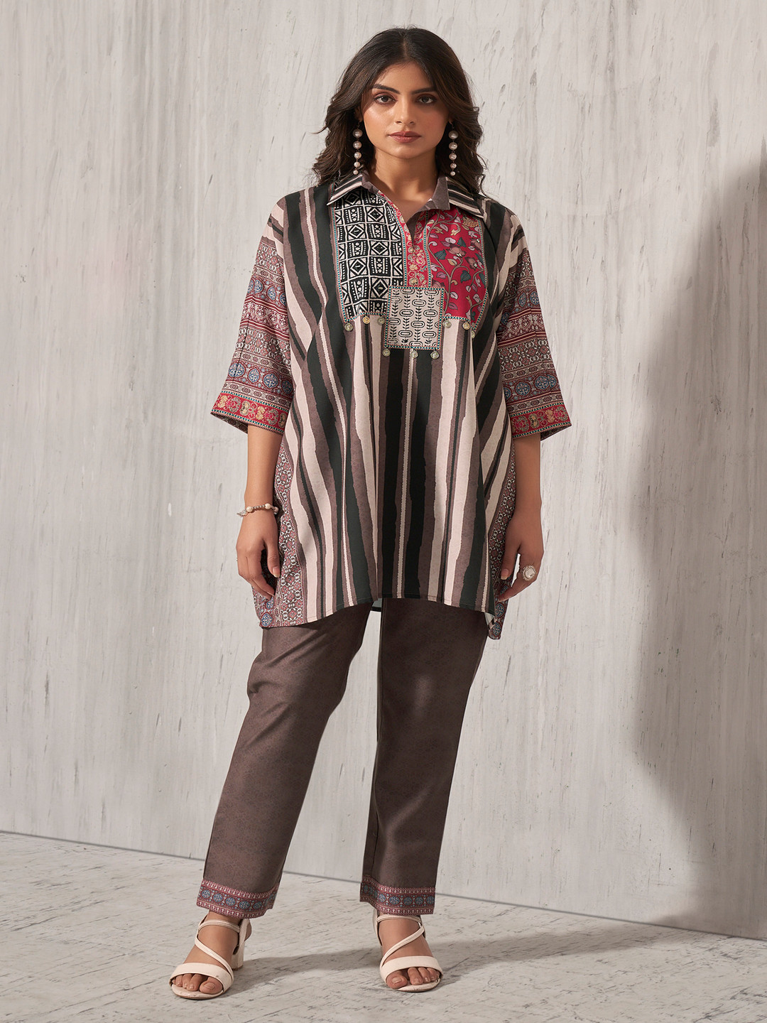 

Anouk Camel Brown Abstract Printed Shirt Collar Tunic With Trousers
