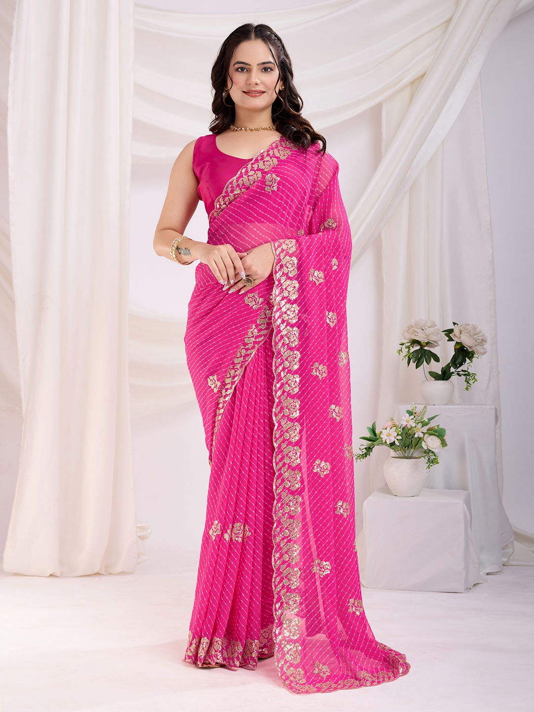 

HERE&NOW Embroidered Saree, Pink