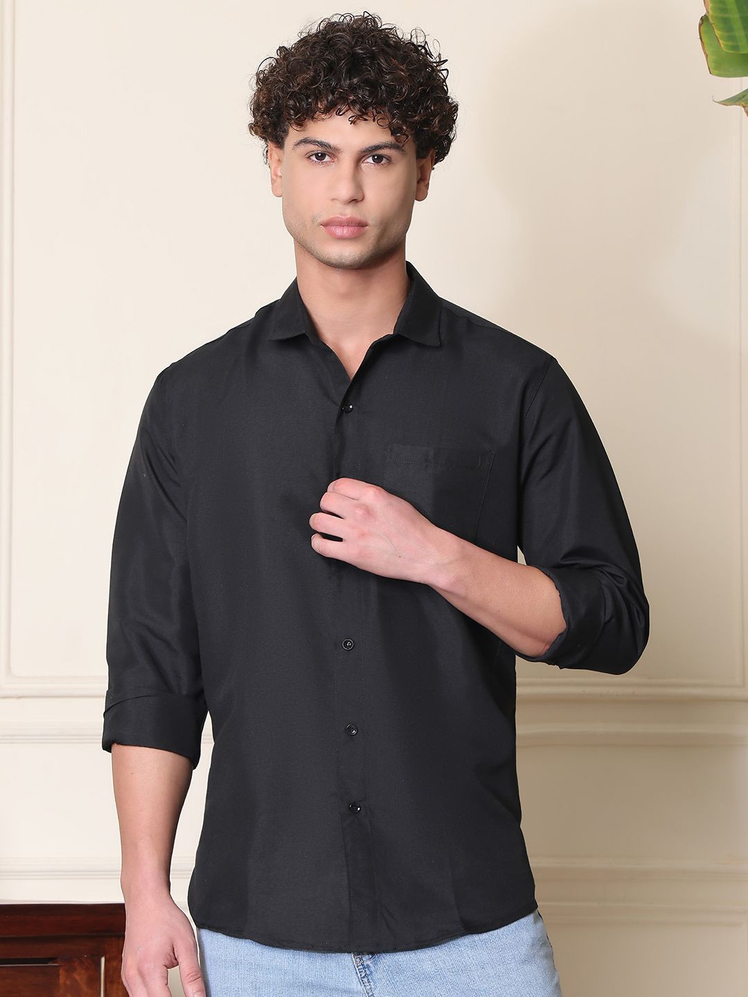 

Tanip Men Spread Collar Solid Cotton Casual Shirt, Black