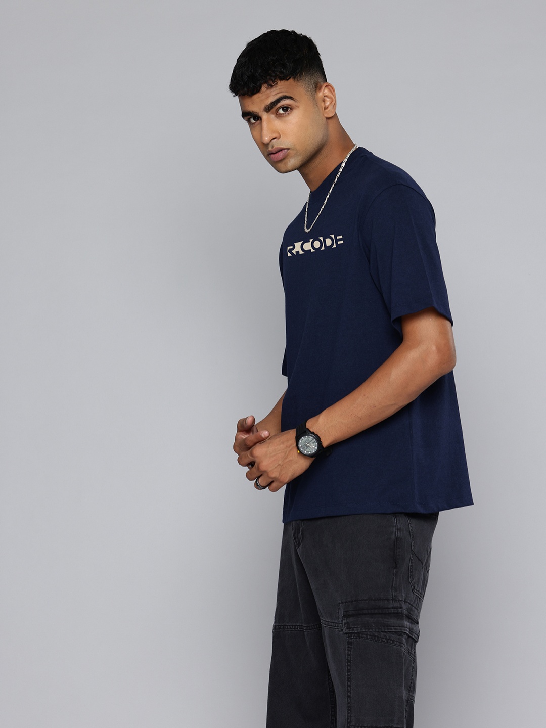

R.Code by The Roadster Life Co. Men Printed Applique T-shirt, Navy blue