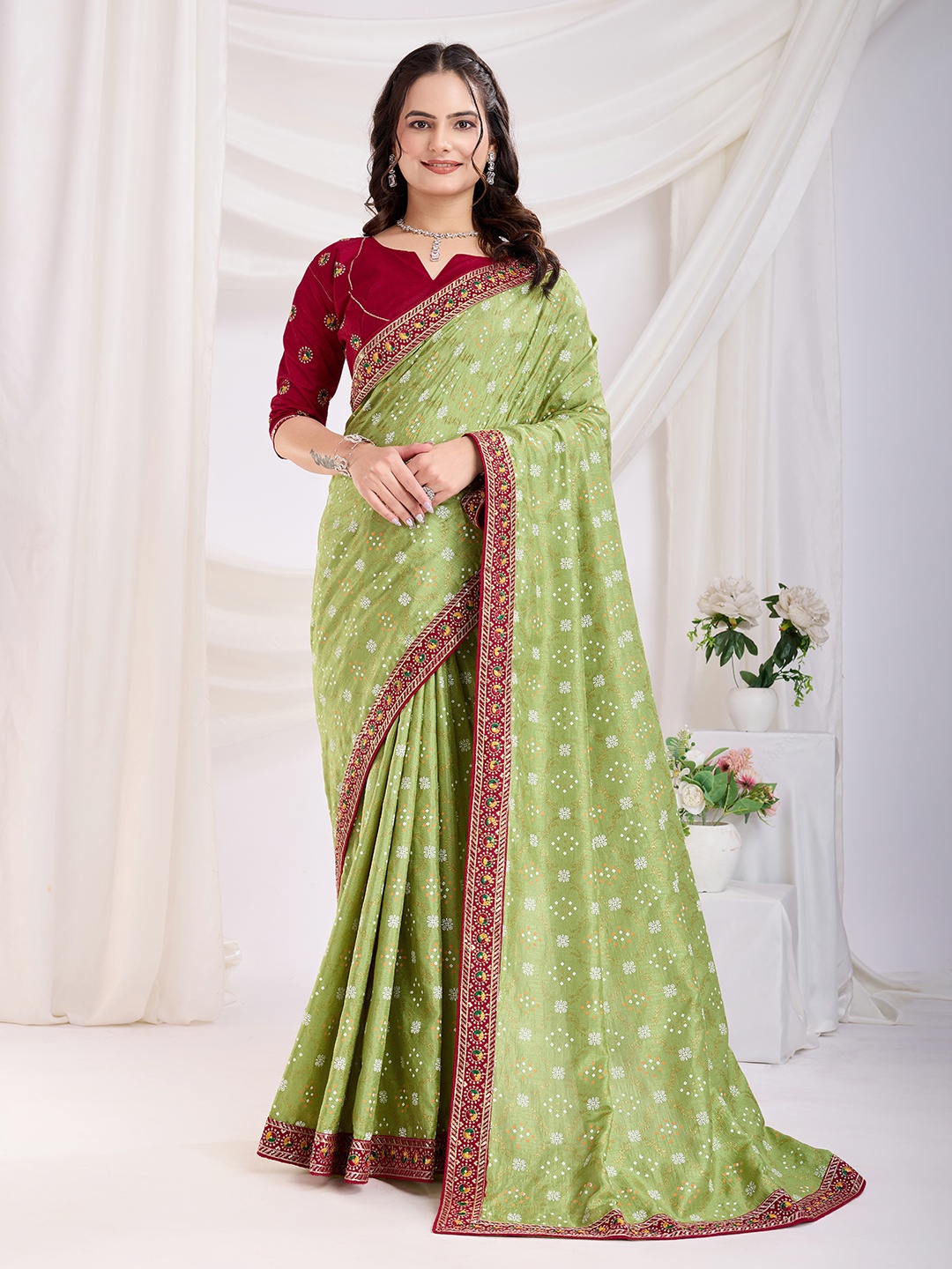 

HERE&NOW Floral Embroidered Bandhani Saree, Olive