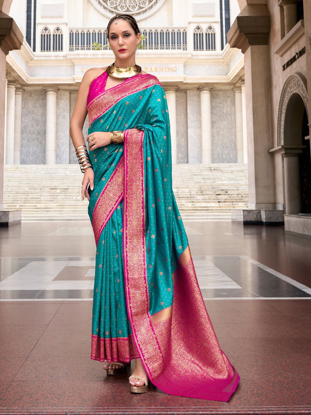 

Panzora Woven Design Zari Banarasi Saree With Unstitched Blouse Piece, Blue