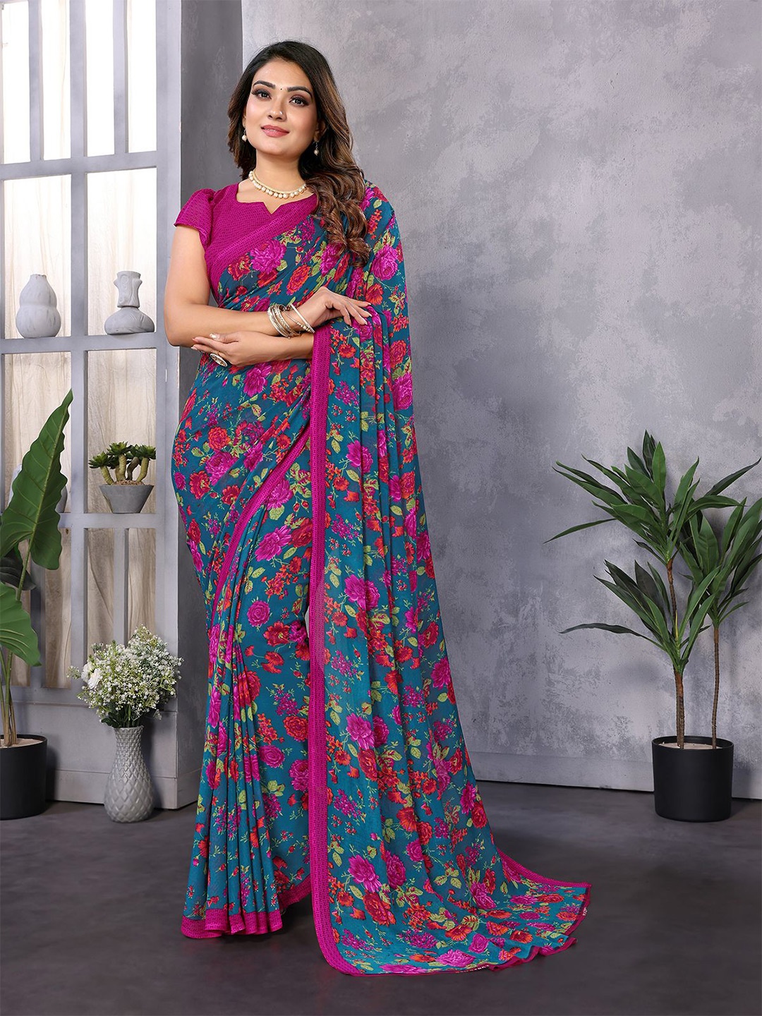 

Moda Rapido Floral Printed Saree, Green